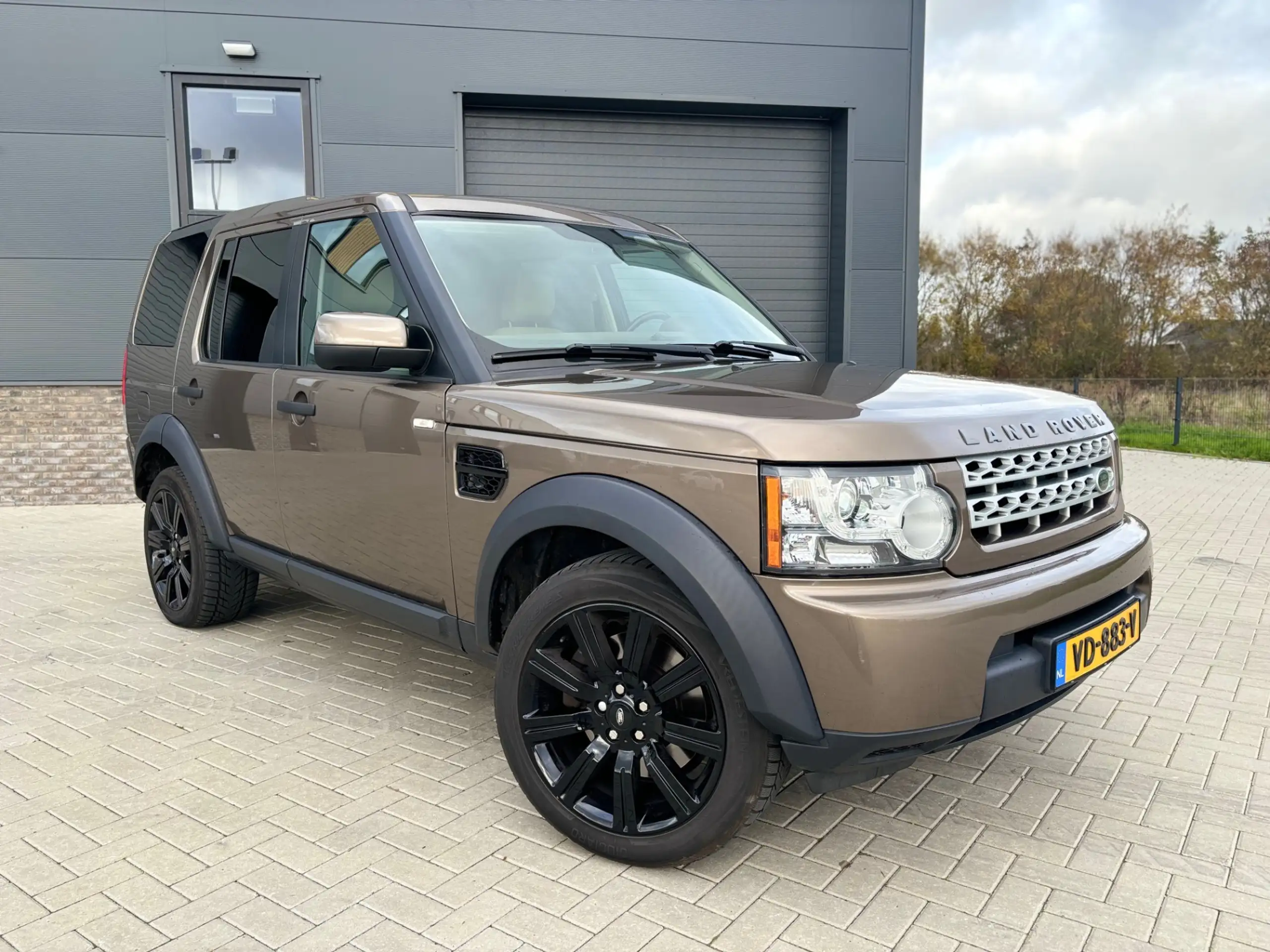 Land Rover - Discovery