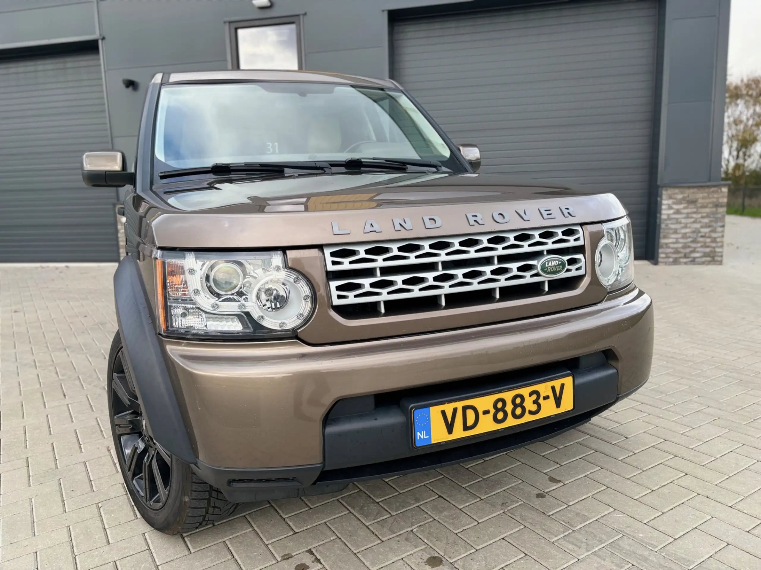 Land Rover - Discovery