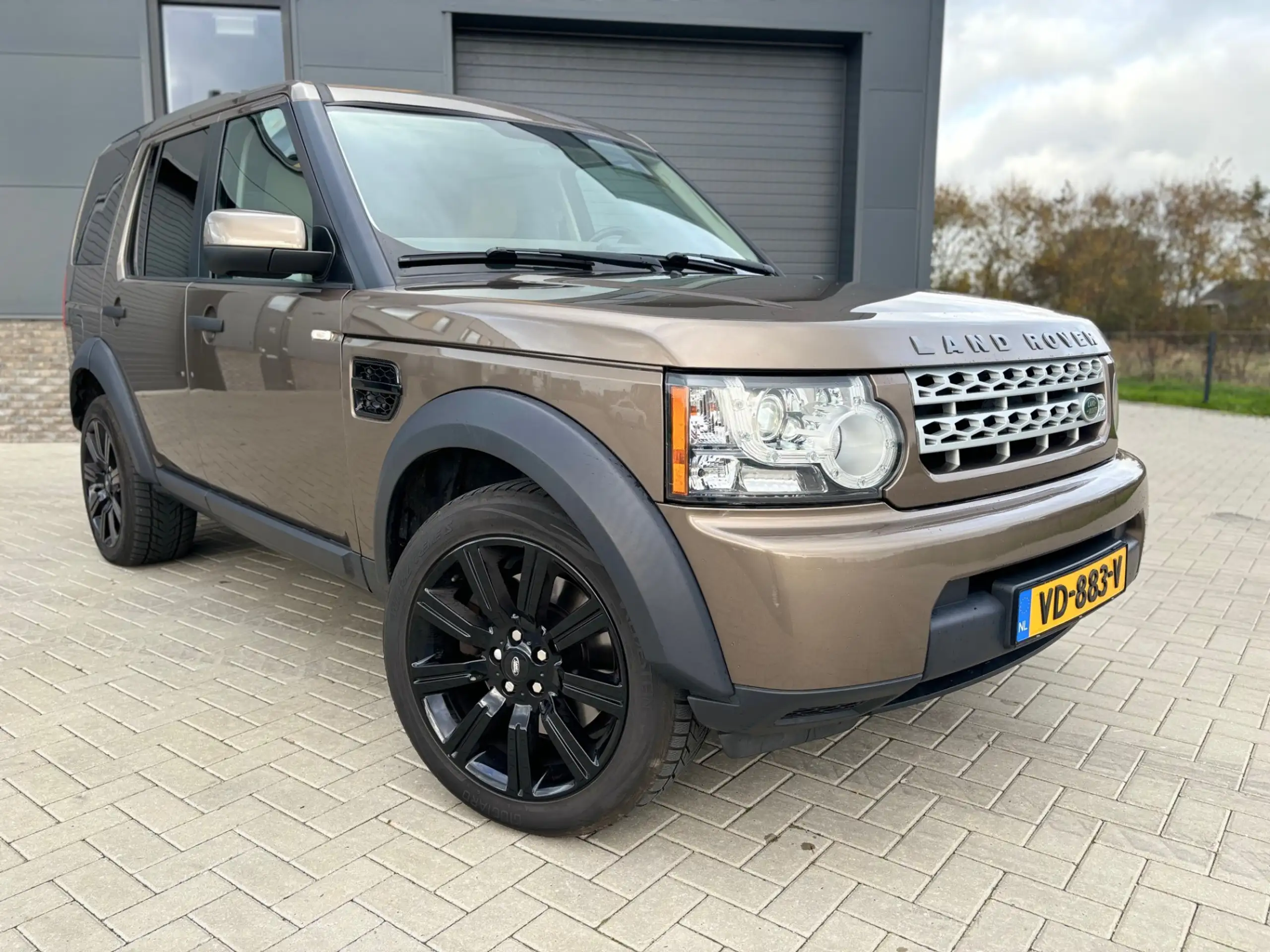 Land Rover - Discovery