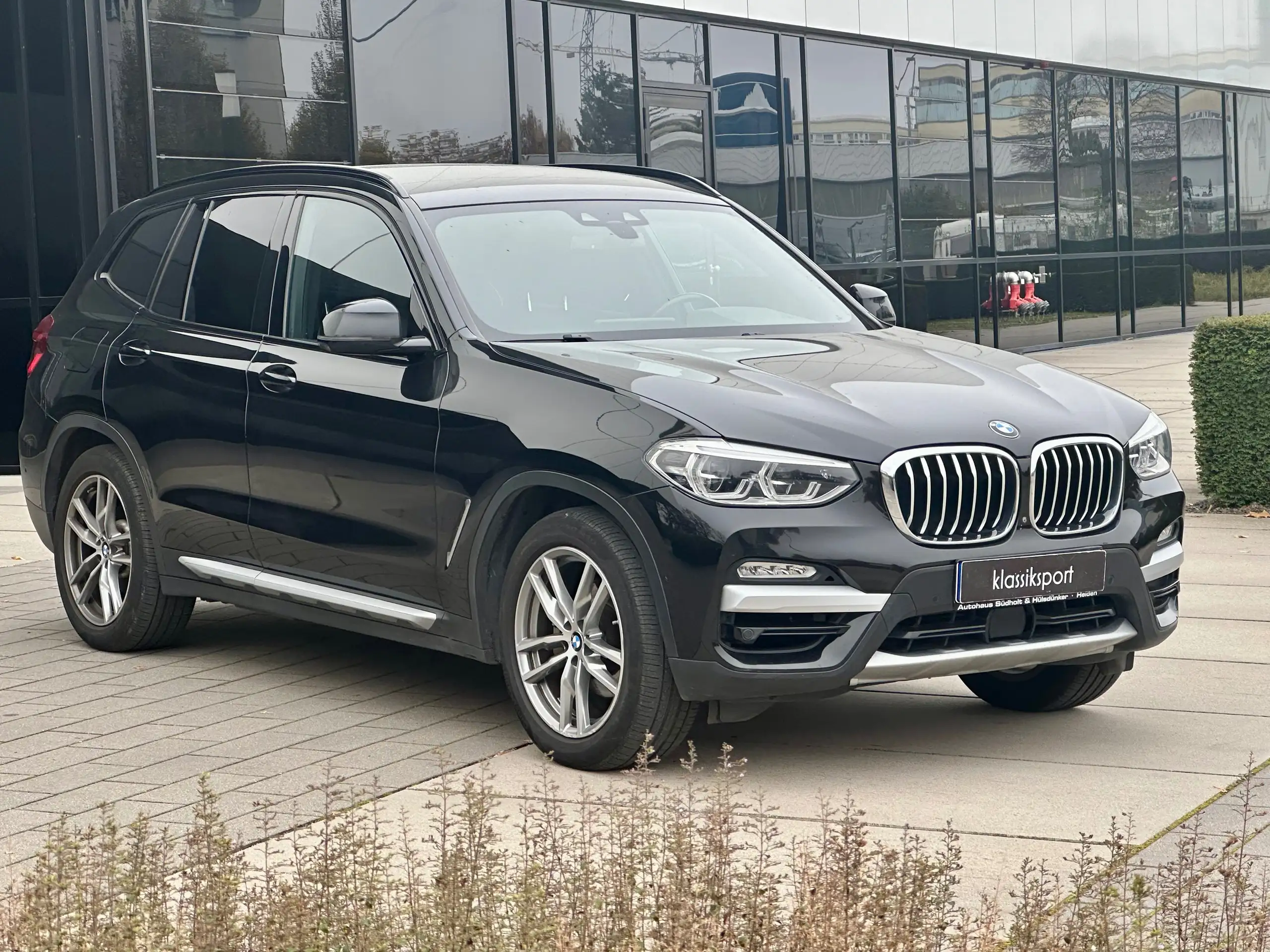 BMW - X3