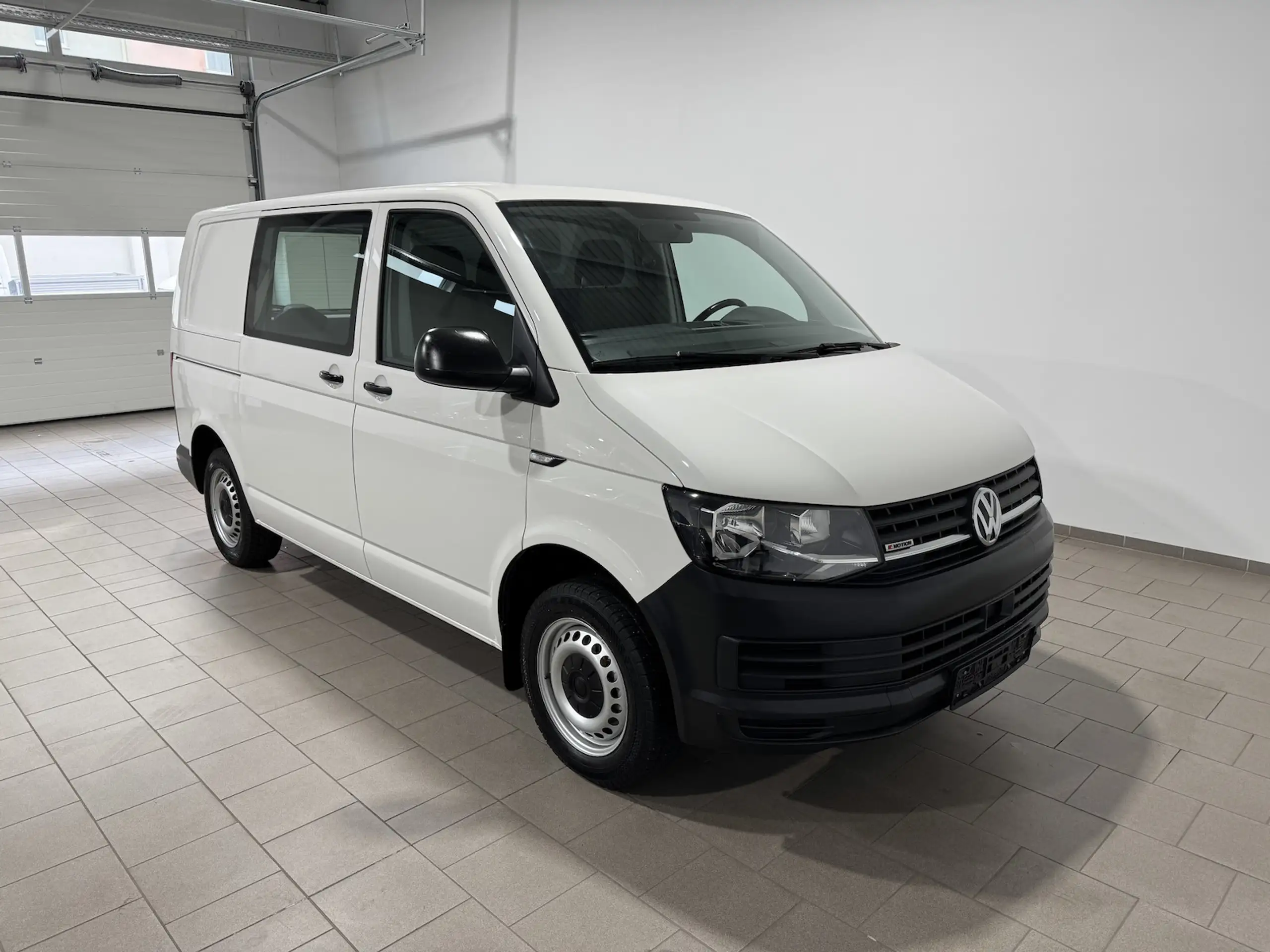 Volkswagen - T6 Transporter