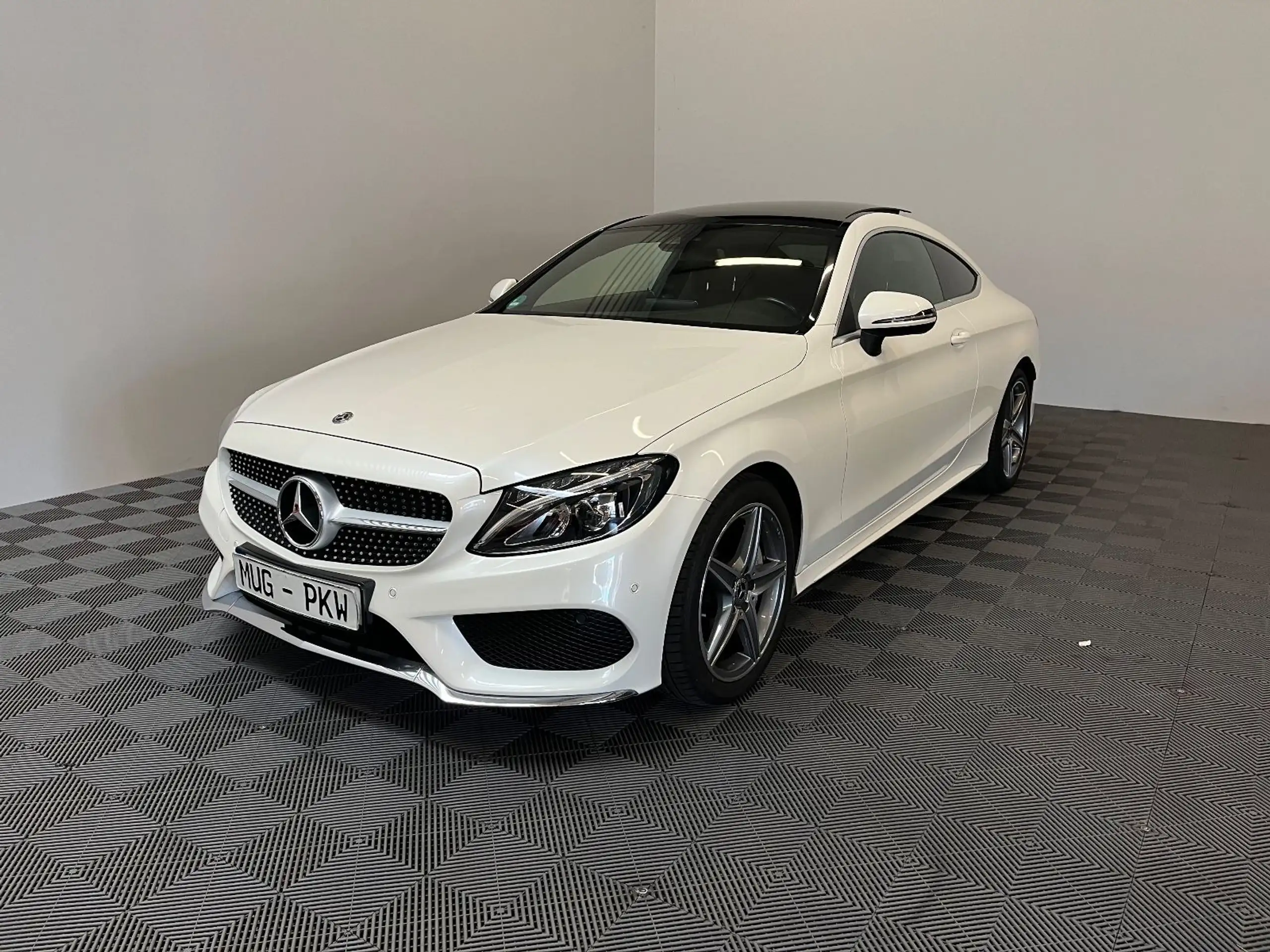 Mercedes-Benz - C 250