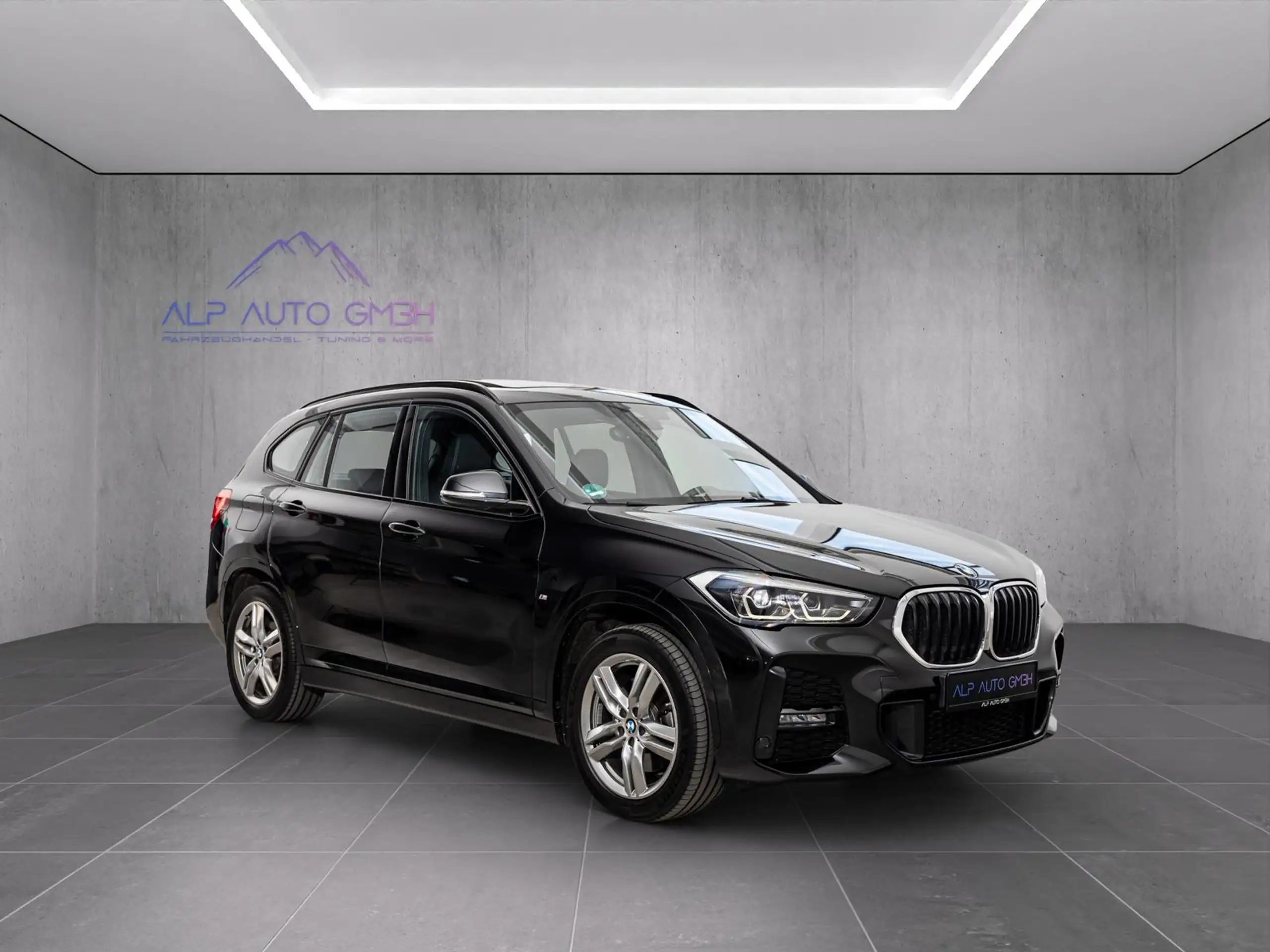 BMW - X1