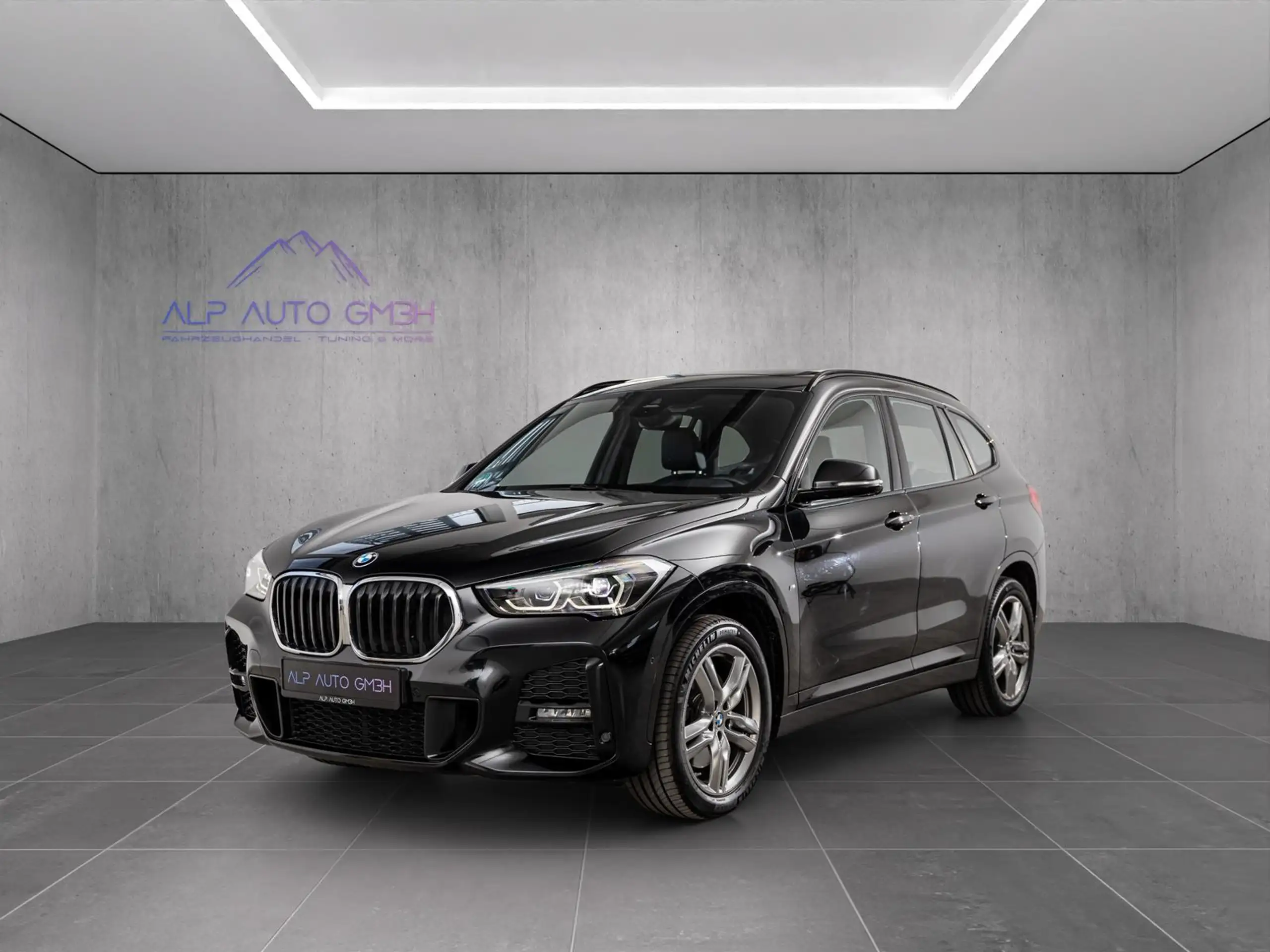 BMW - X1