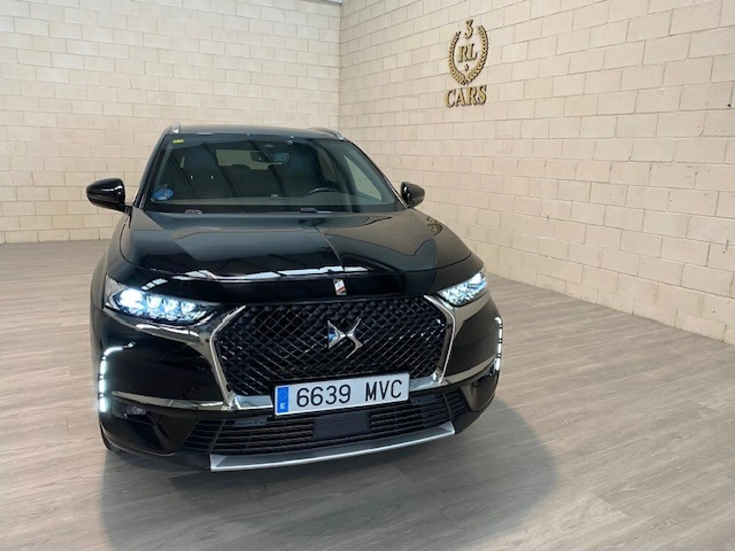 DS Automobiles - DS 7 Crossback