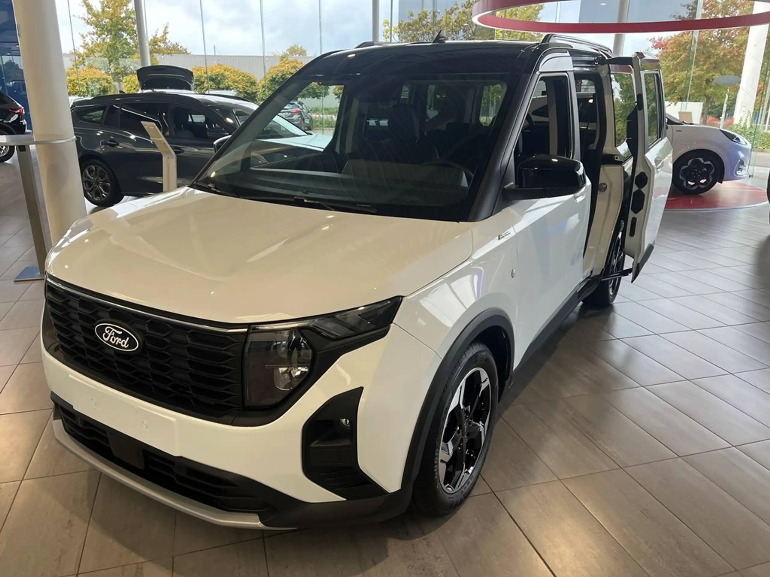 Ford Tourneo Courier 2021