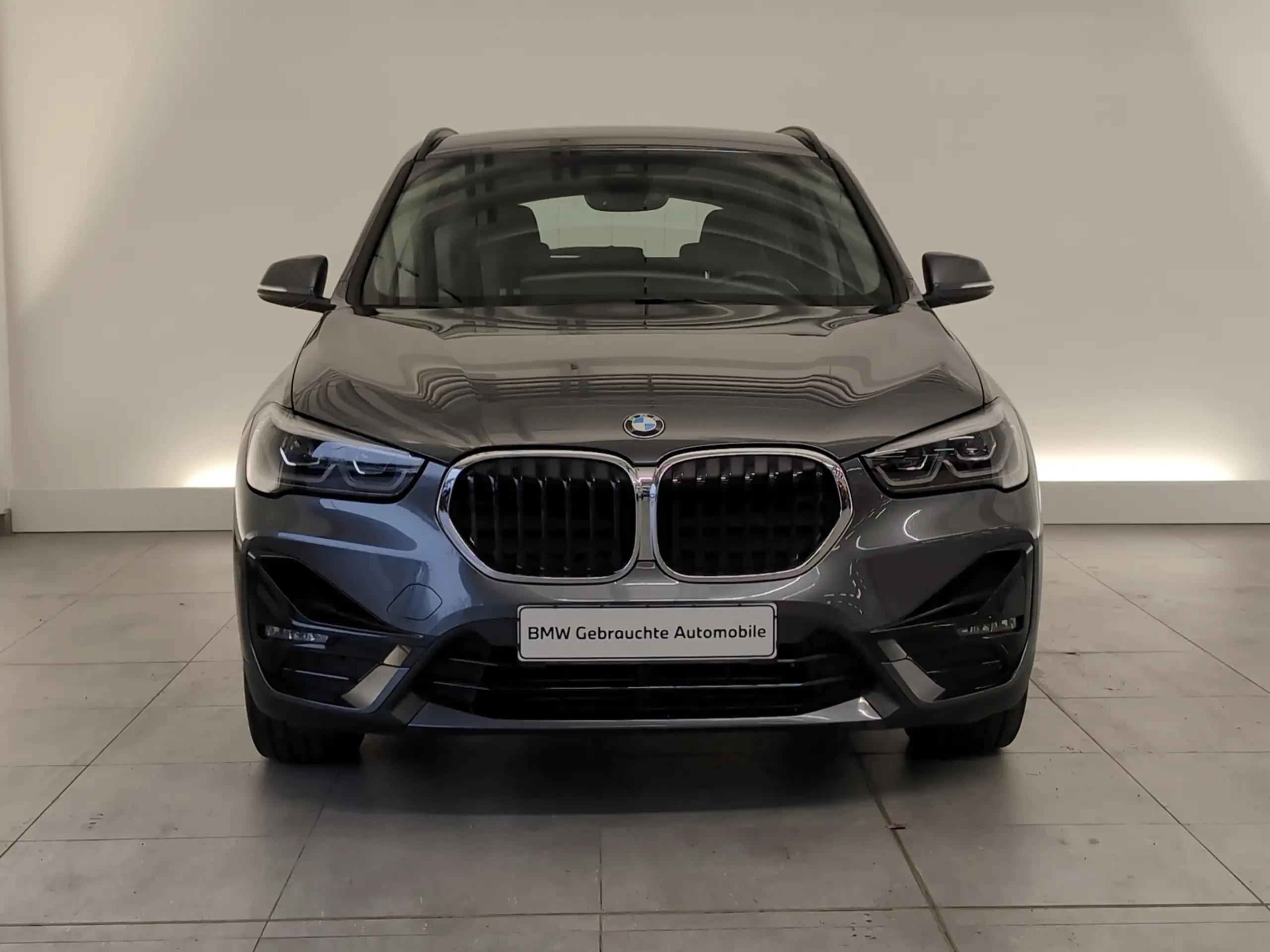 BMW - X1