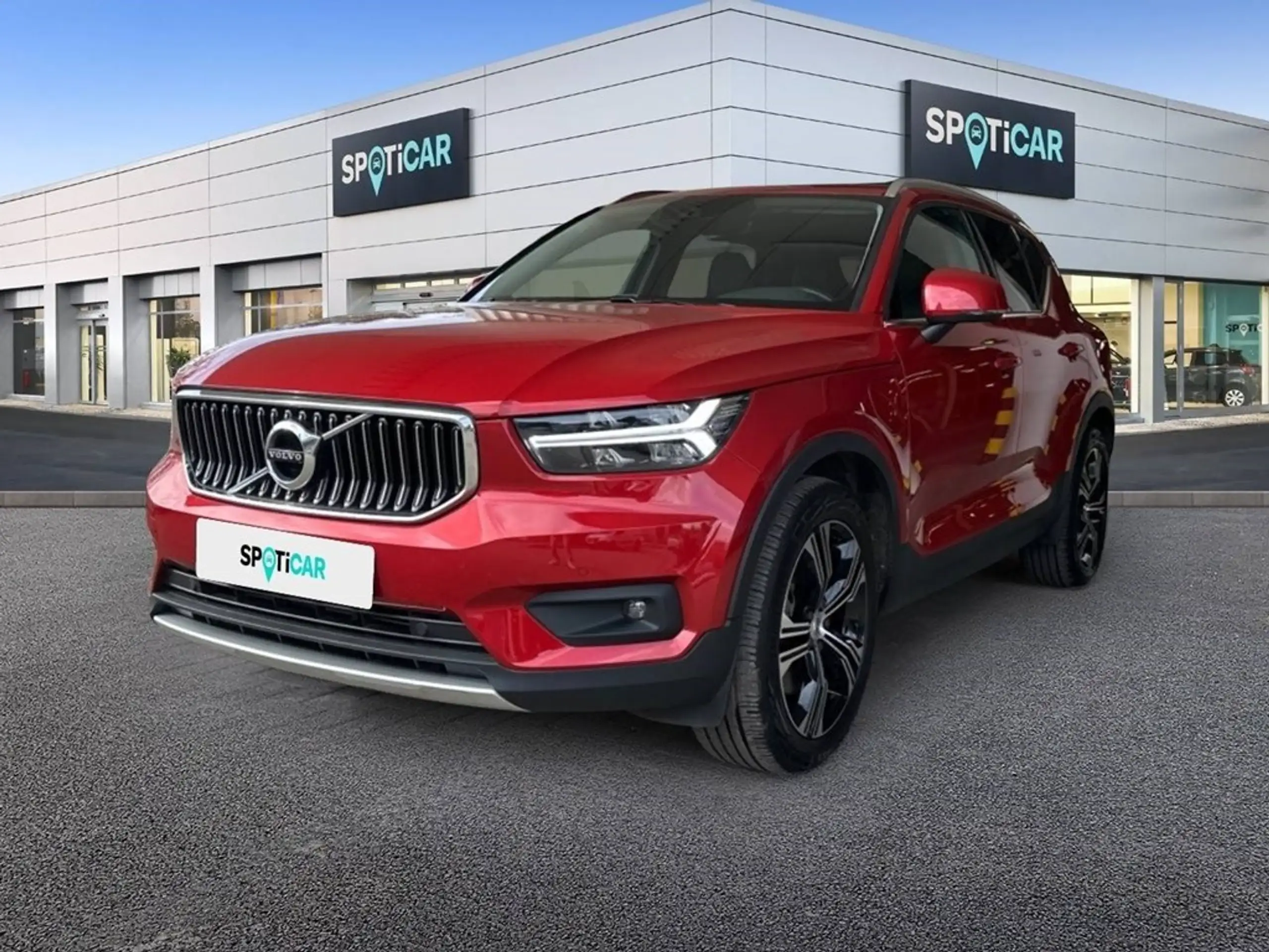 Volvo - XC40