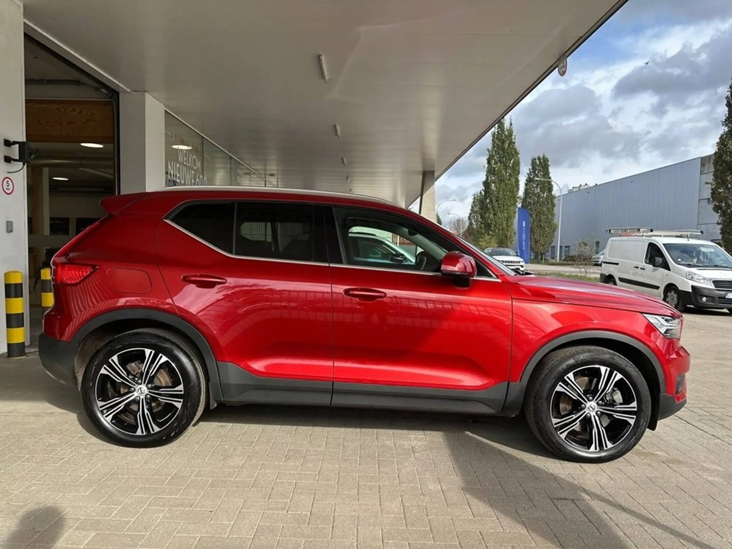 Volvo - XC40