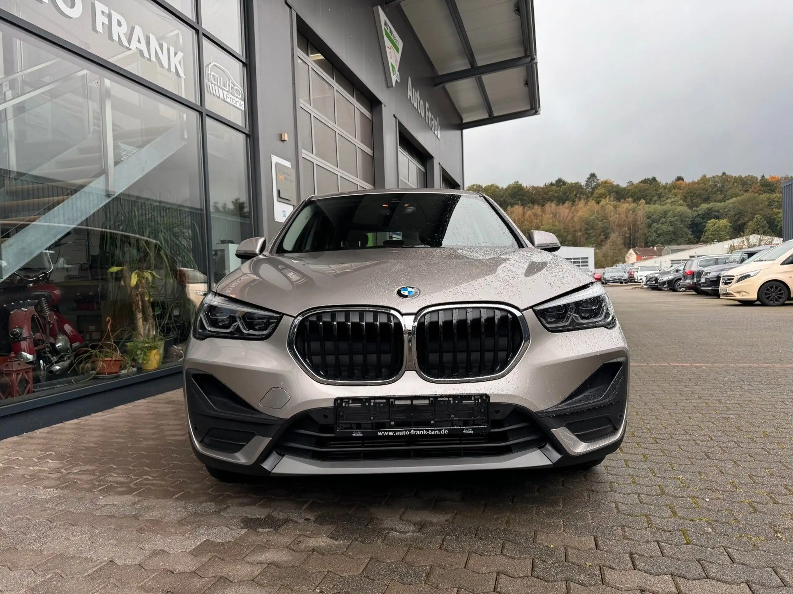 BMW - X1