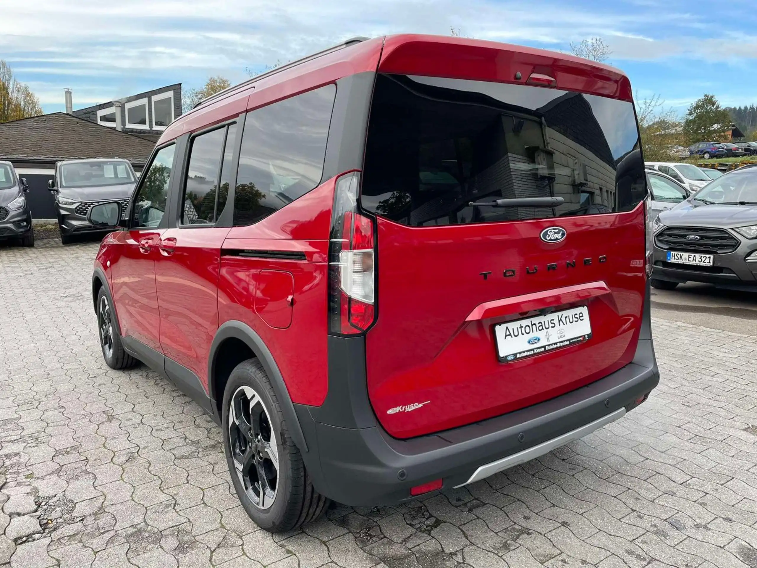 Ford - Tourneo Courier