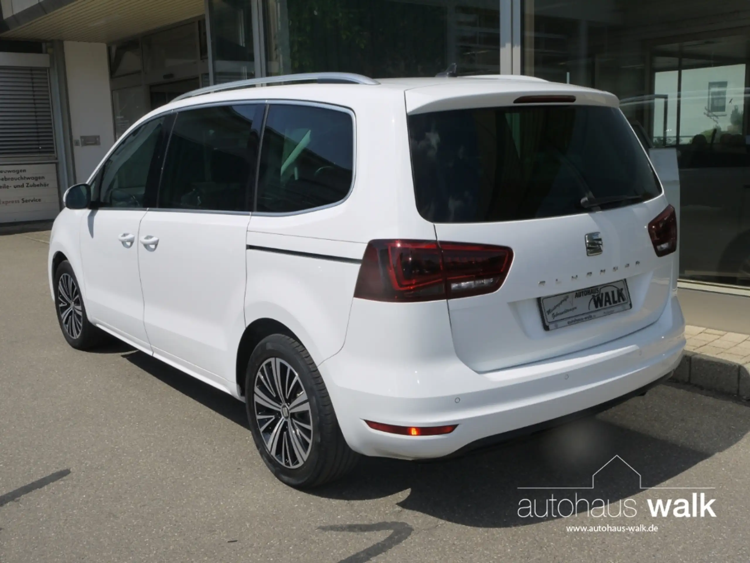 SEAT - Alhambra