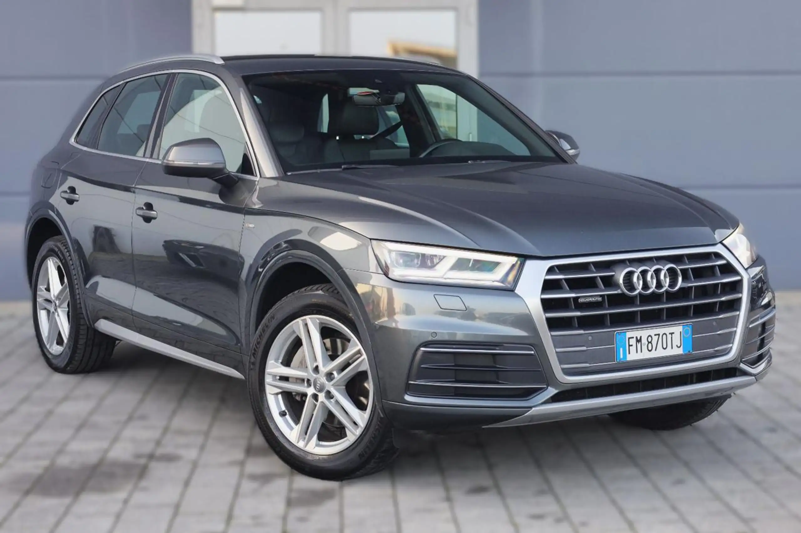 Audi - Q5