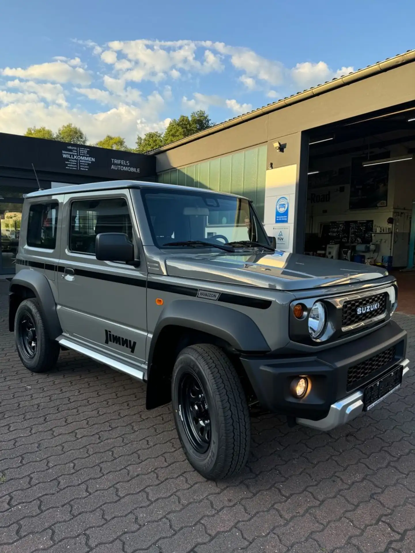 Suzuki - Jimny