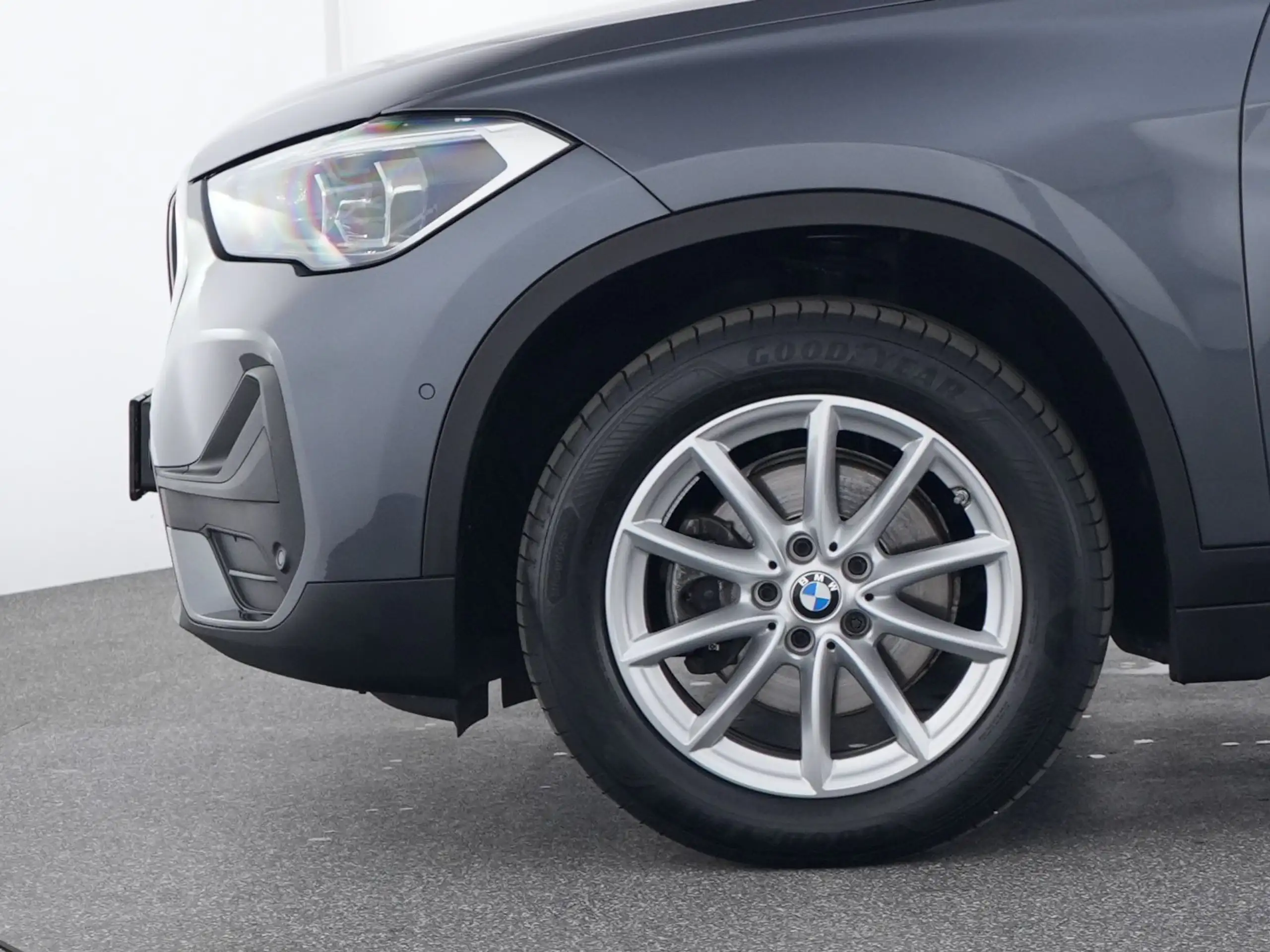 BMW - X1