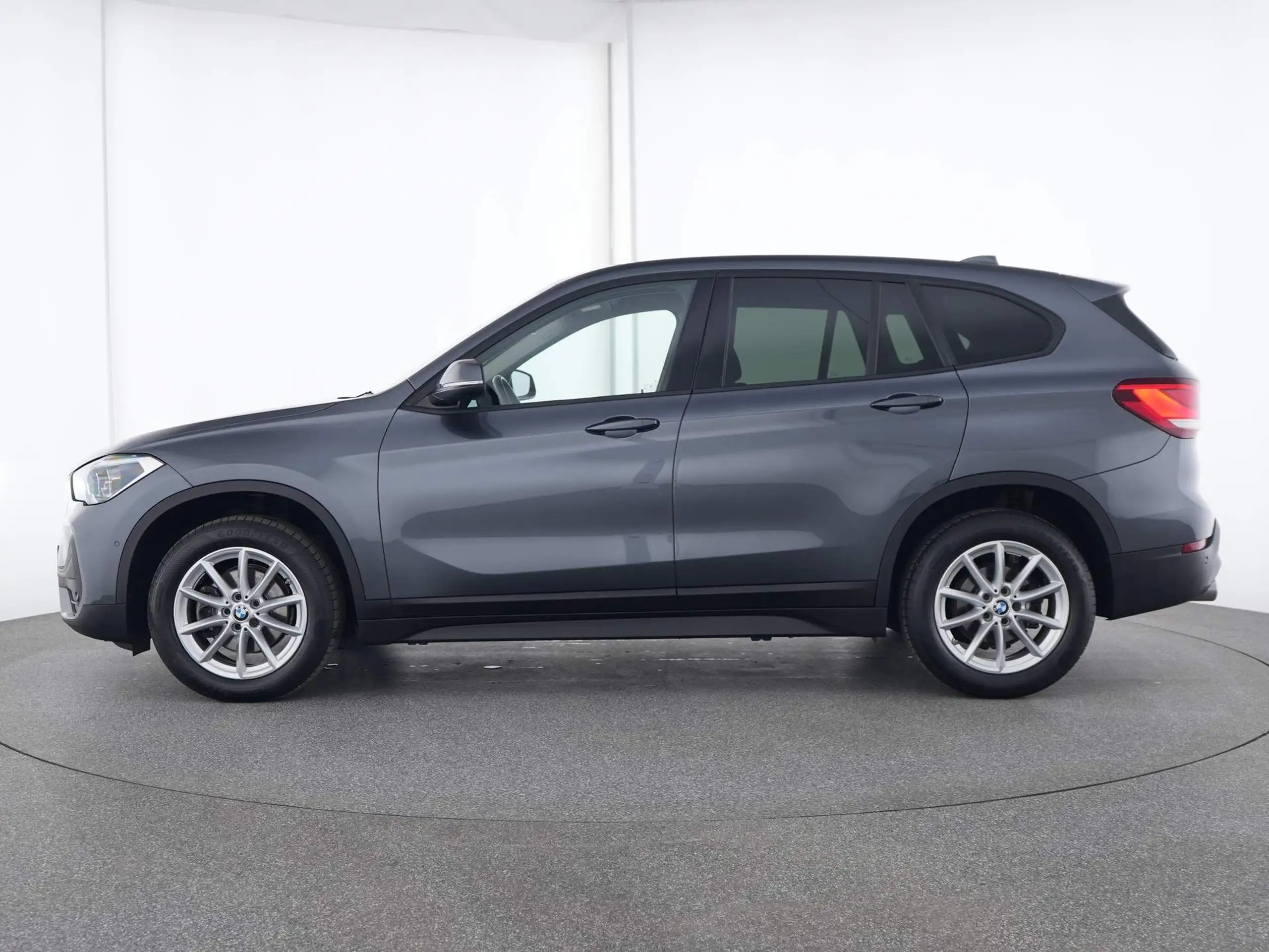 BMW - X1