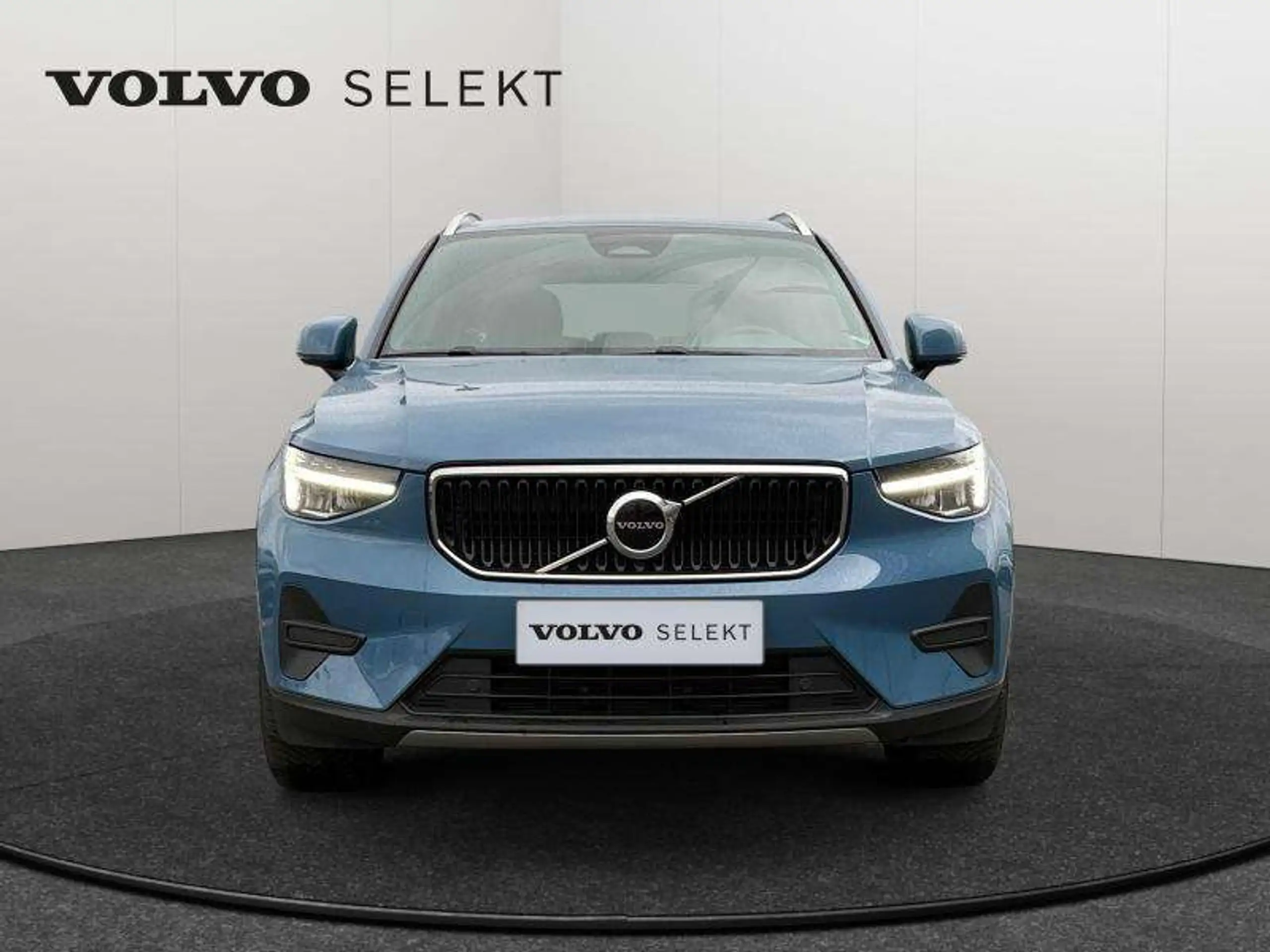 Volvo - XC40