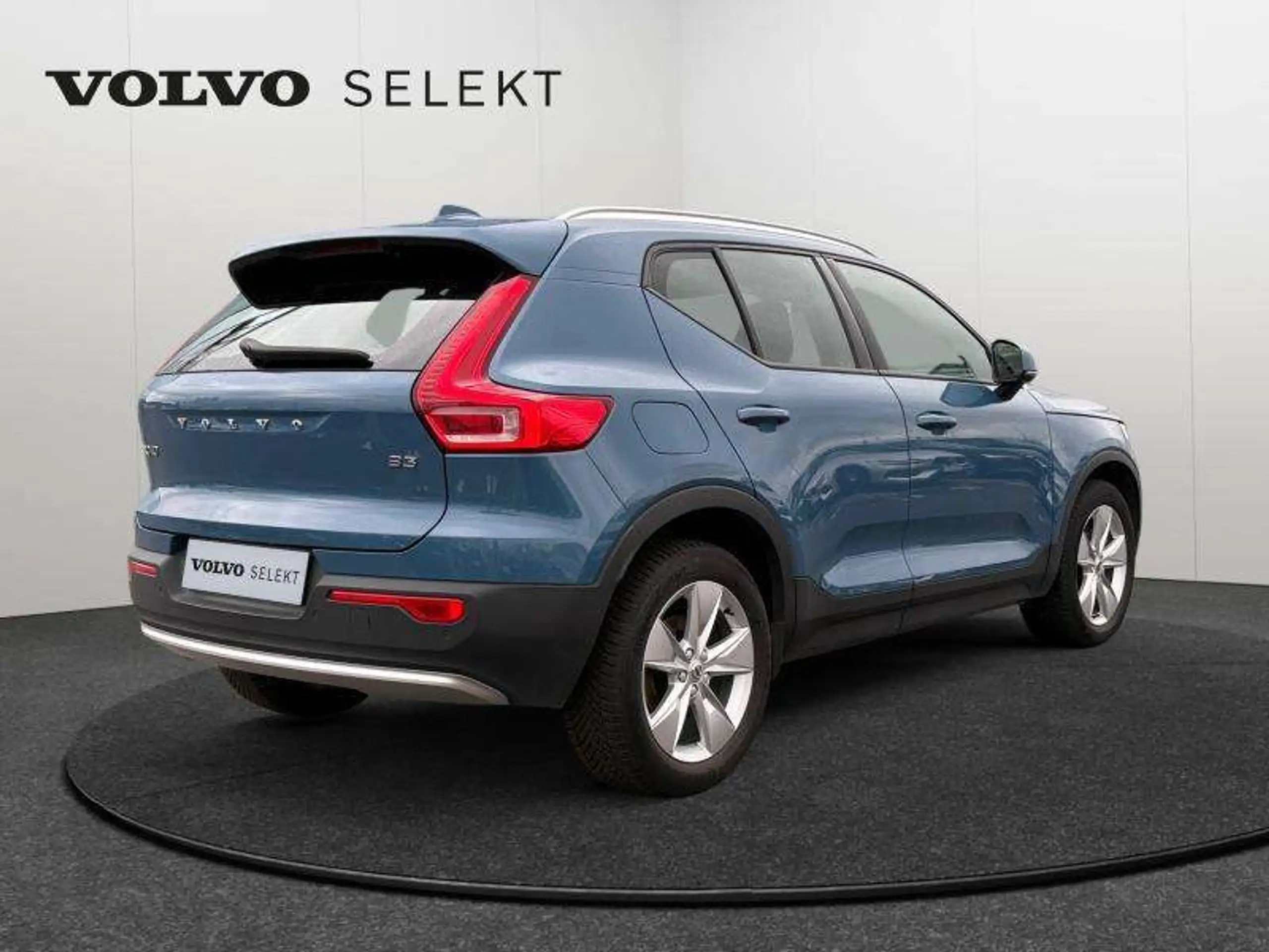 Volvo - XC40