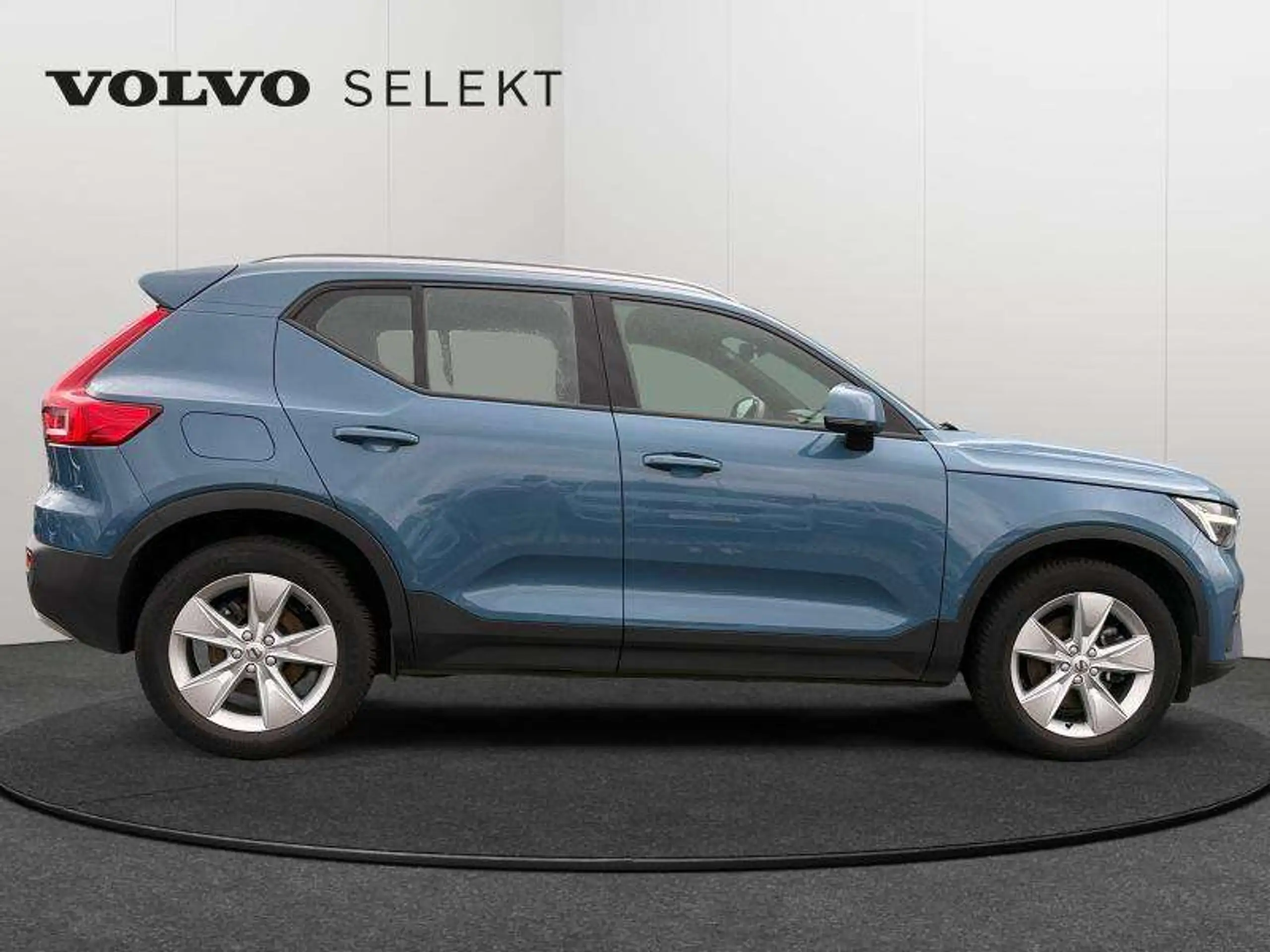 Volvo - XC40