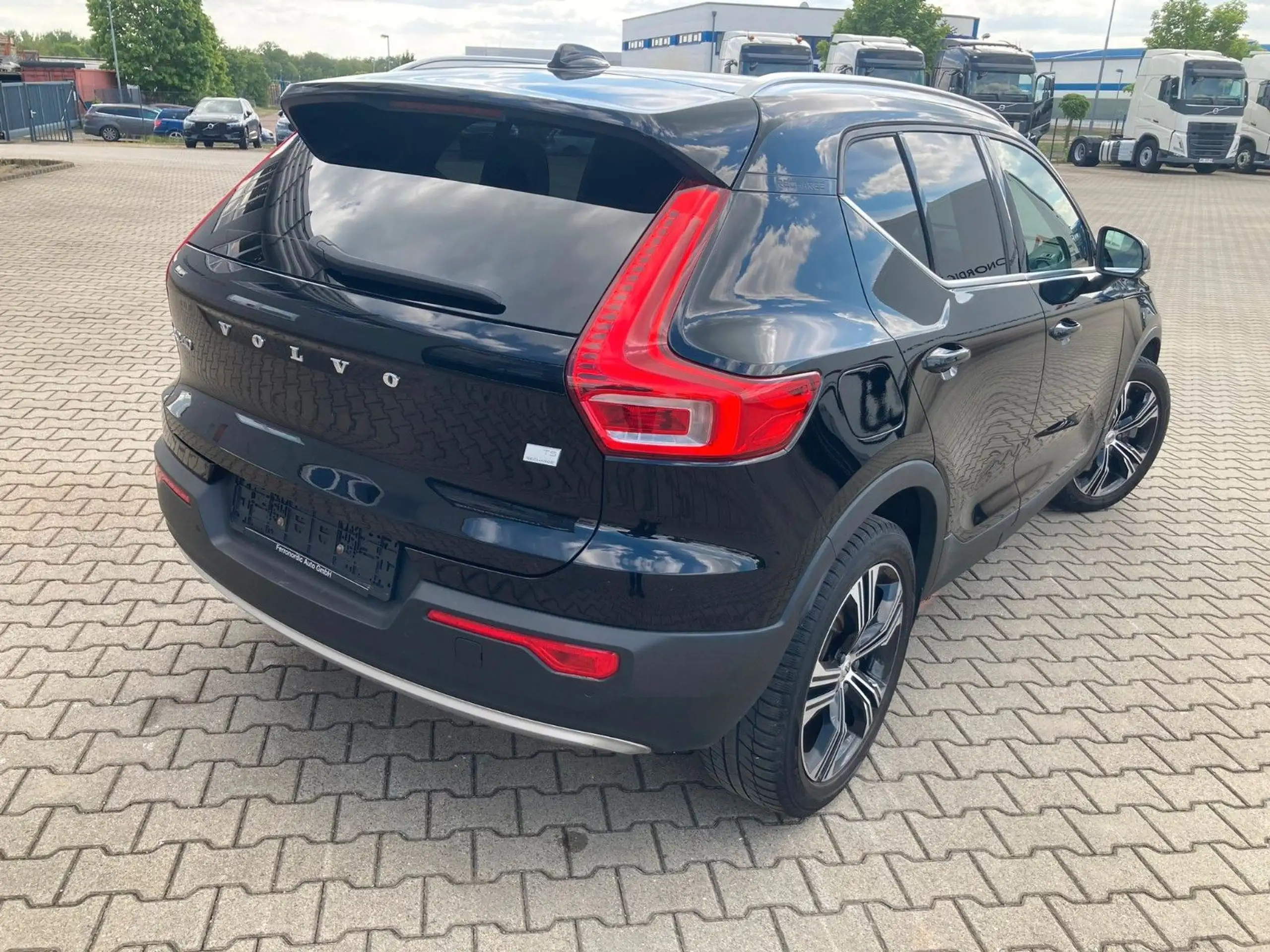 Volvo - XC40