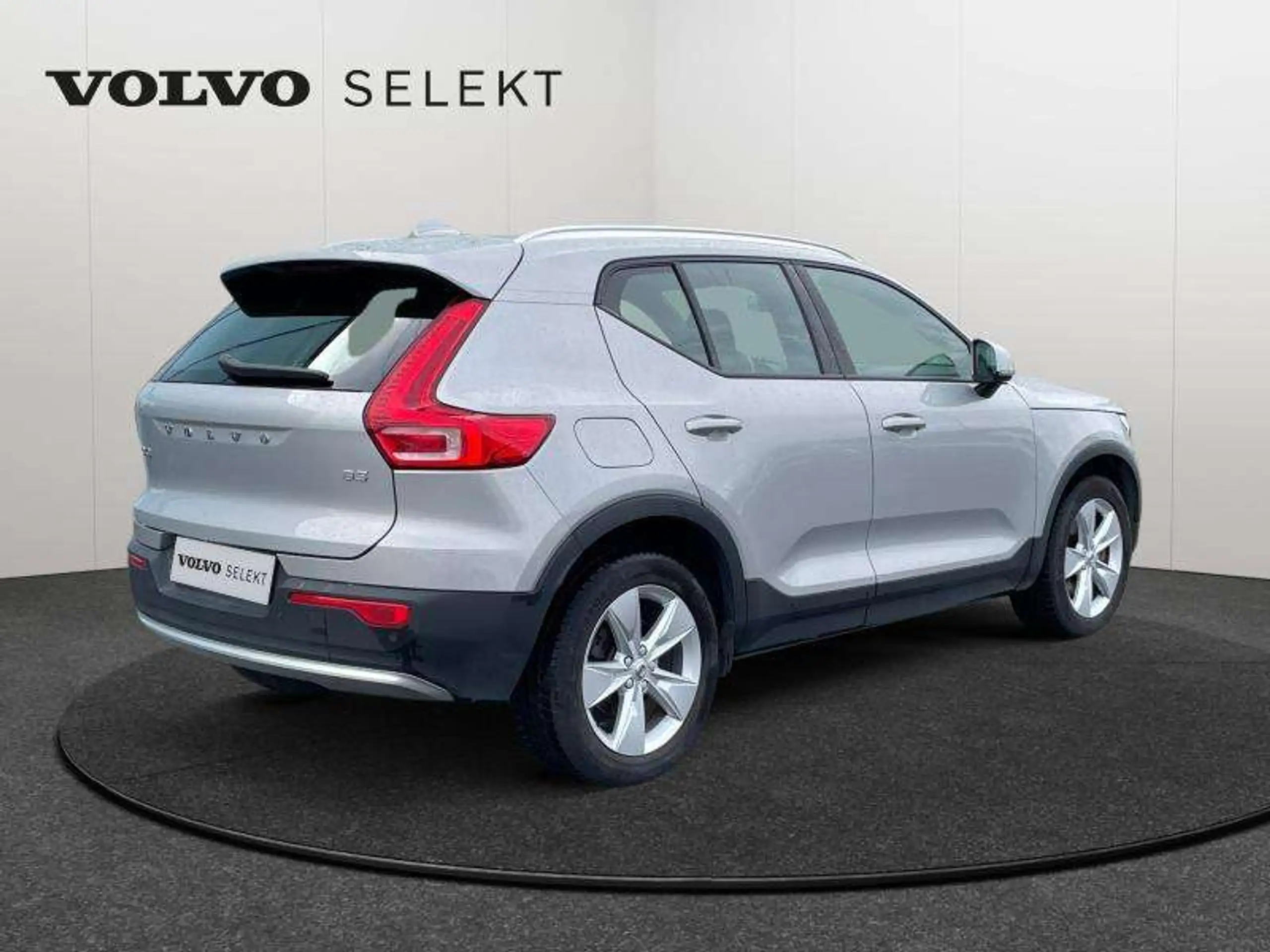 Volvo - XC40