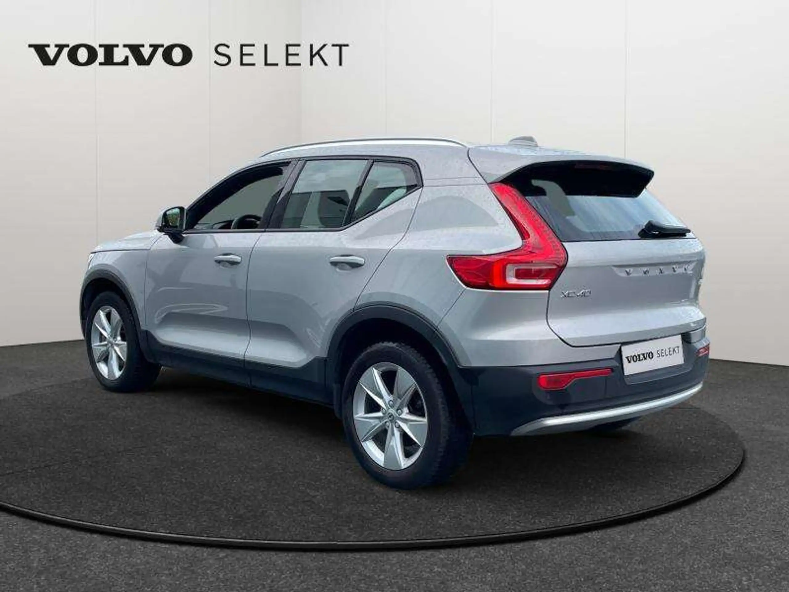 Volvo - XC40