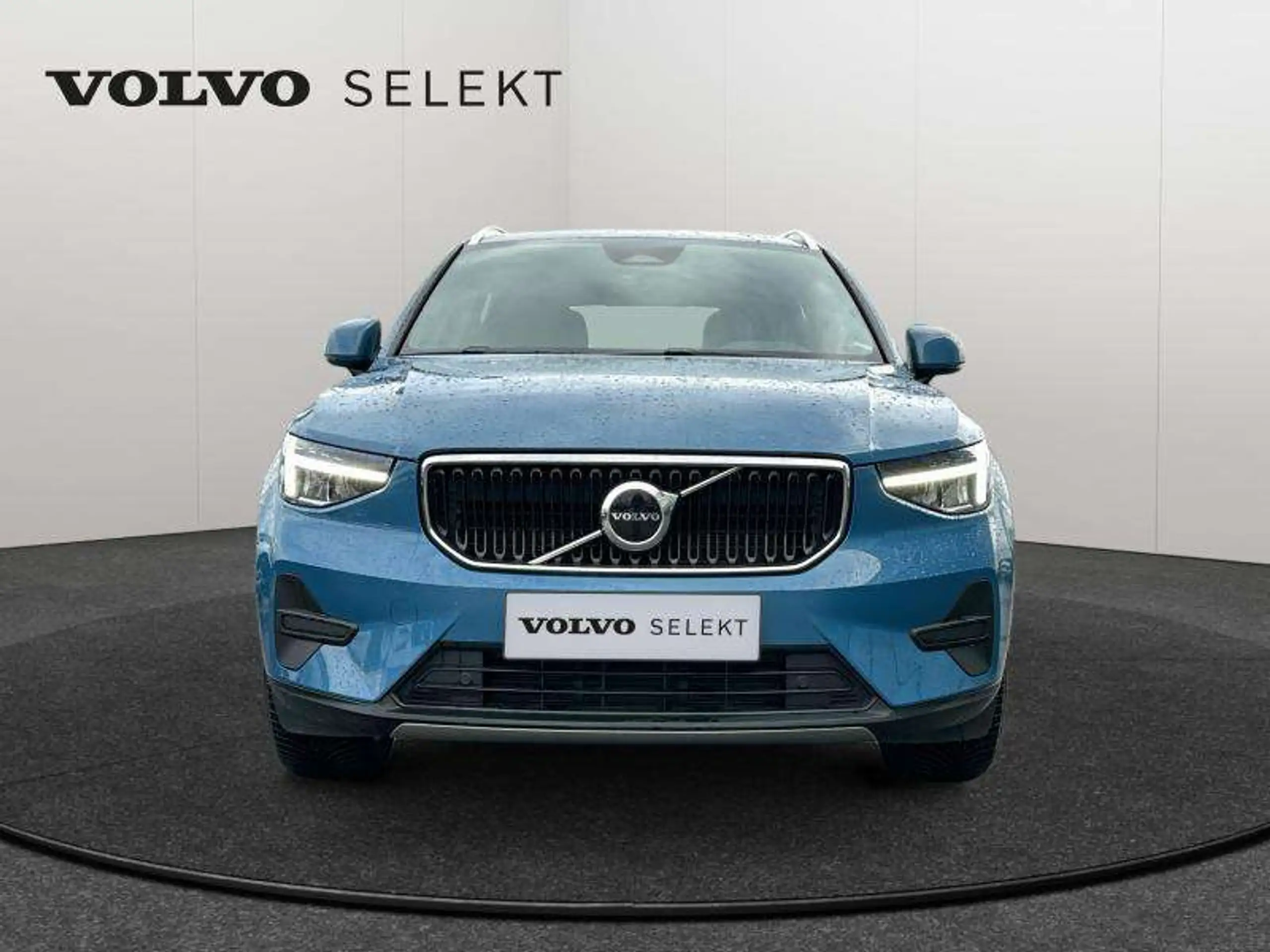 Volvo - XC40