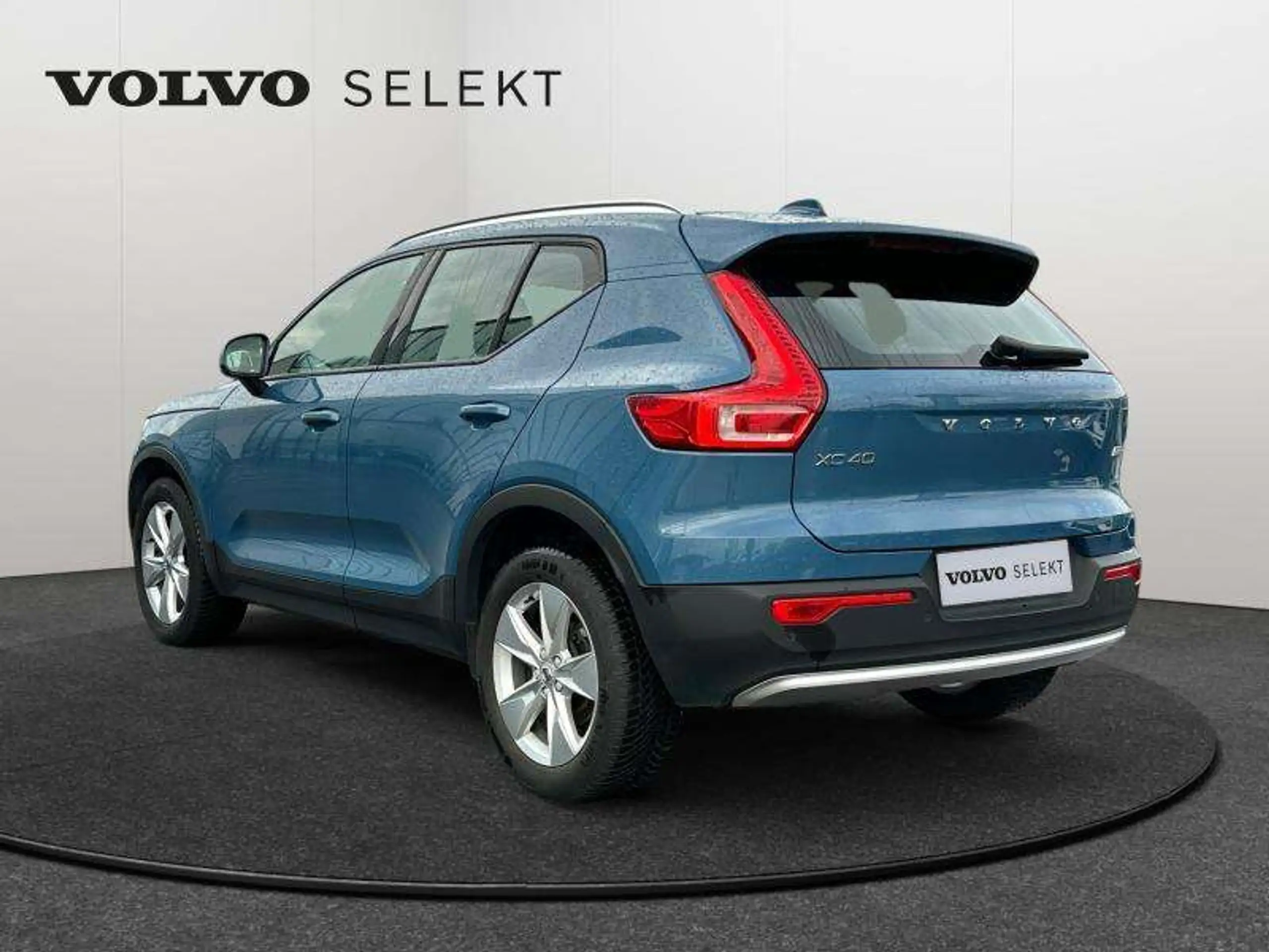 Volvo - XC40