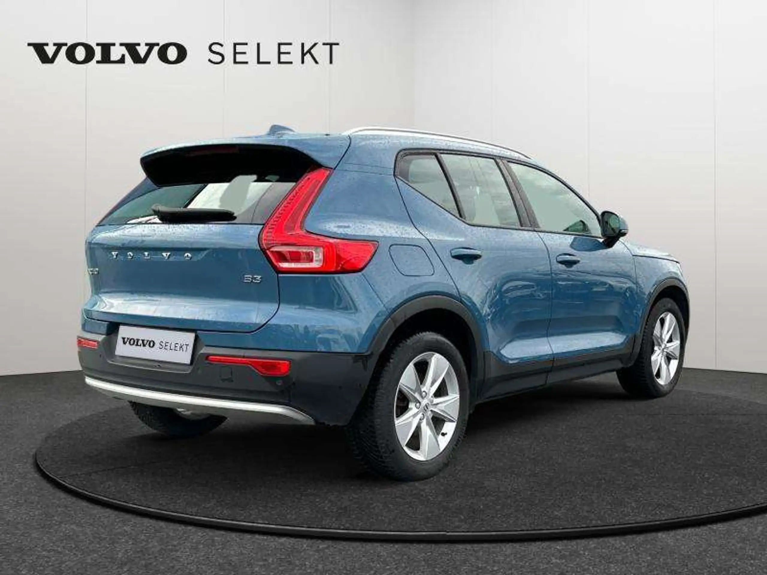 Volvo - XC40