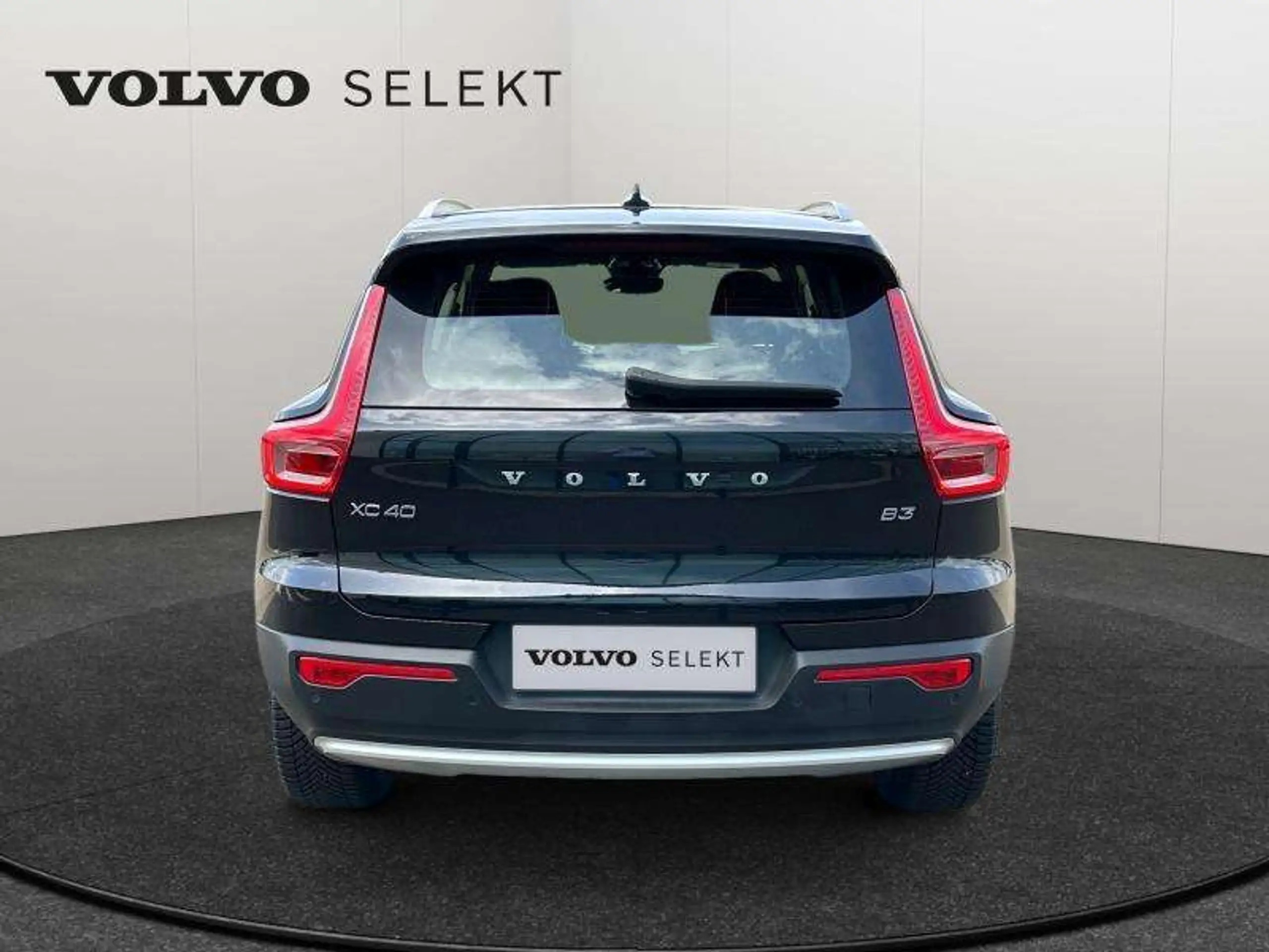 Volvo - XC40