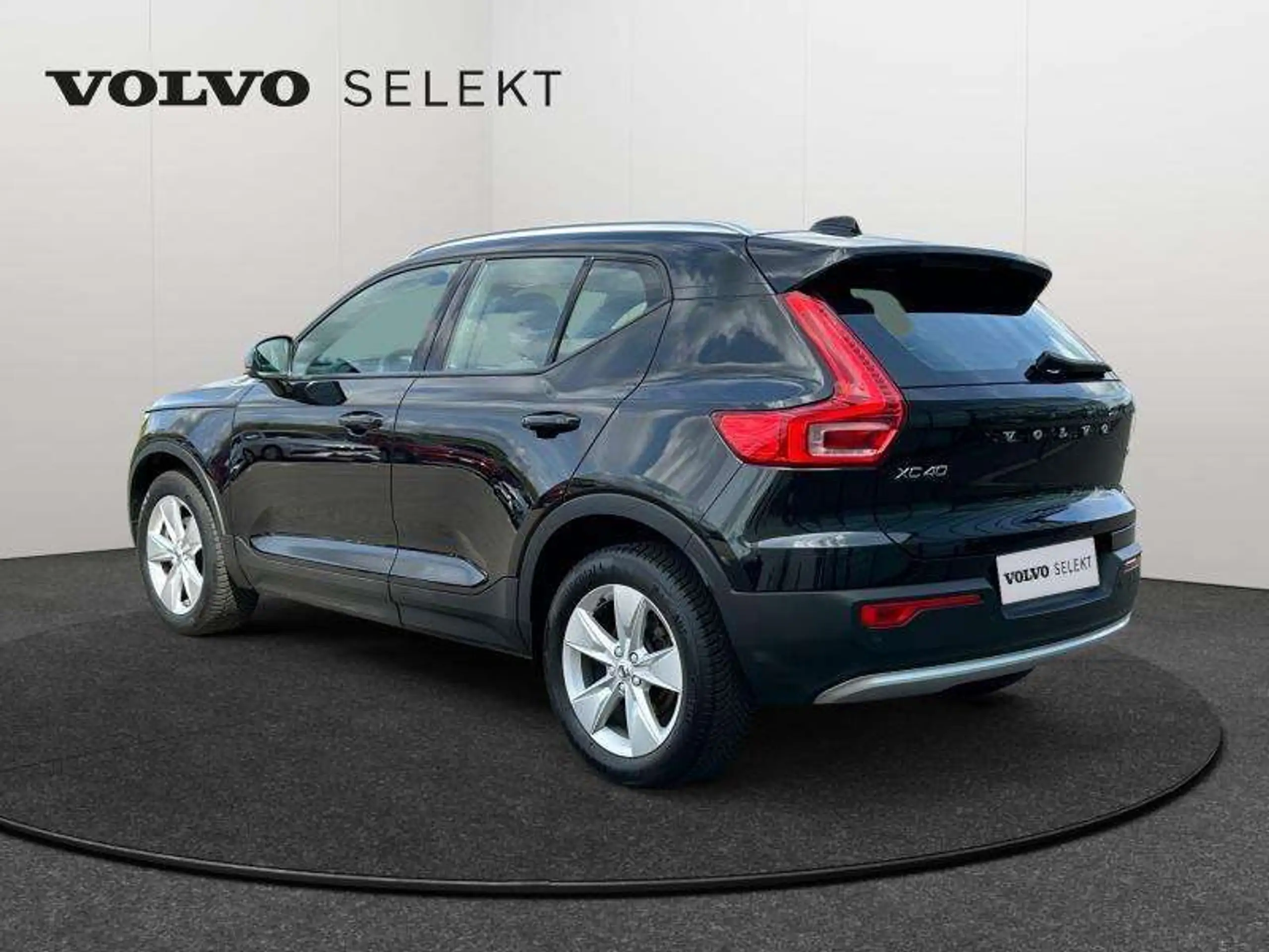 Volvo - XC40