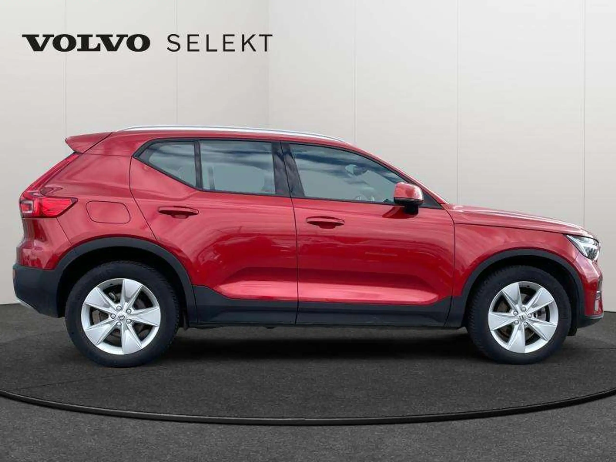 Volvo - XC40