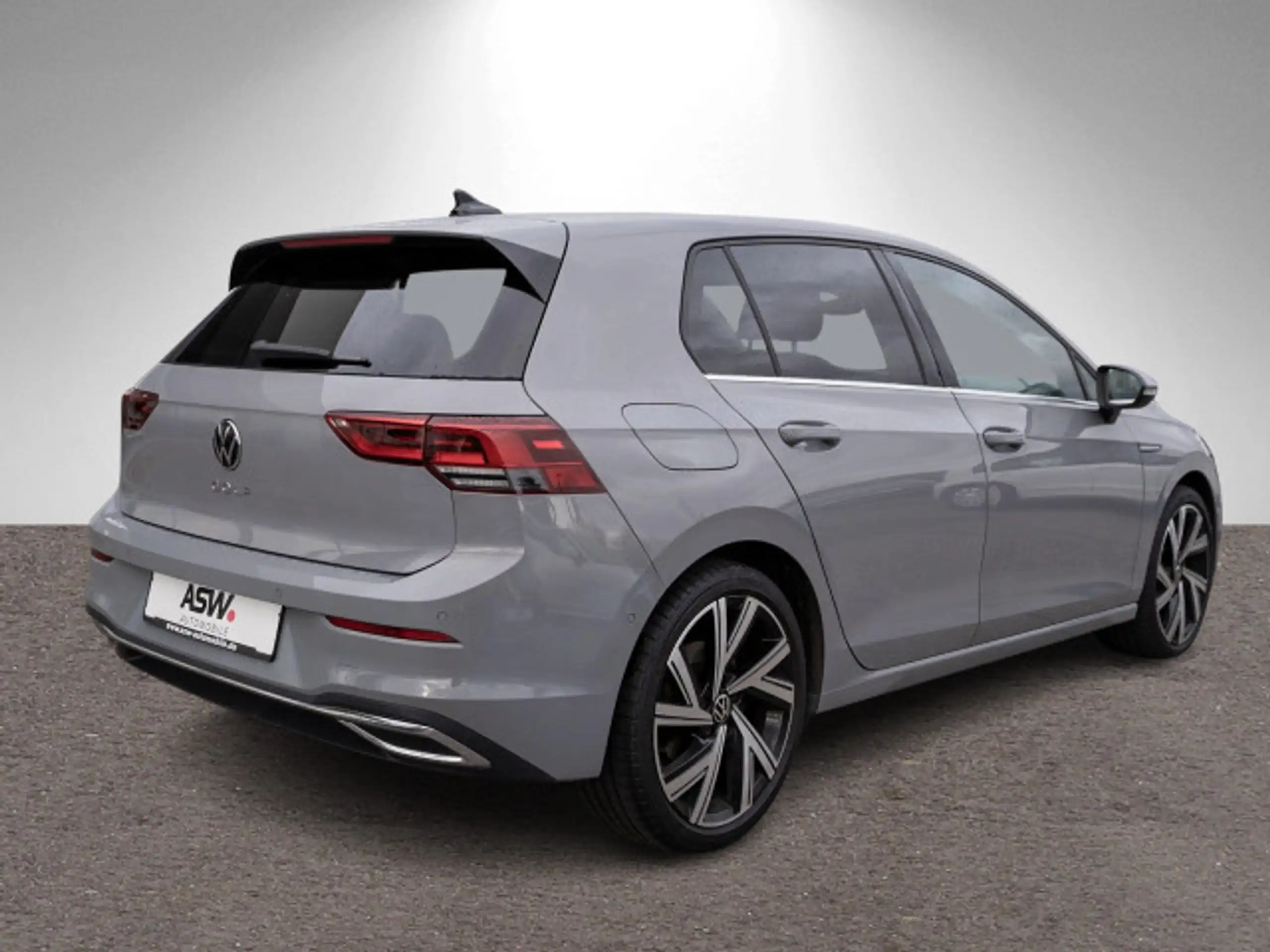 Volkswagen - Golf