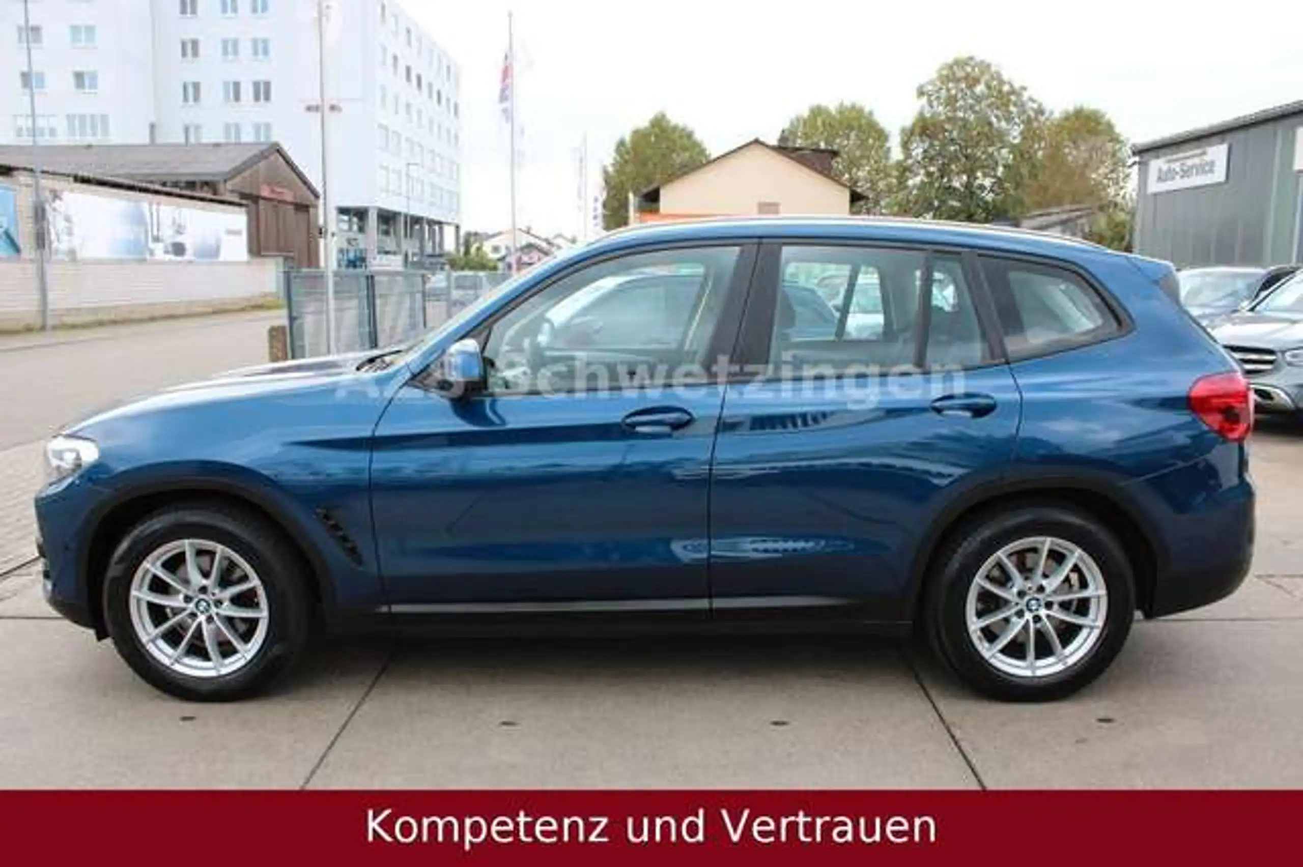 BMW - X3