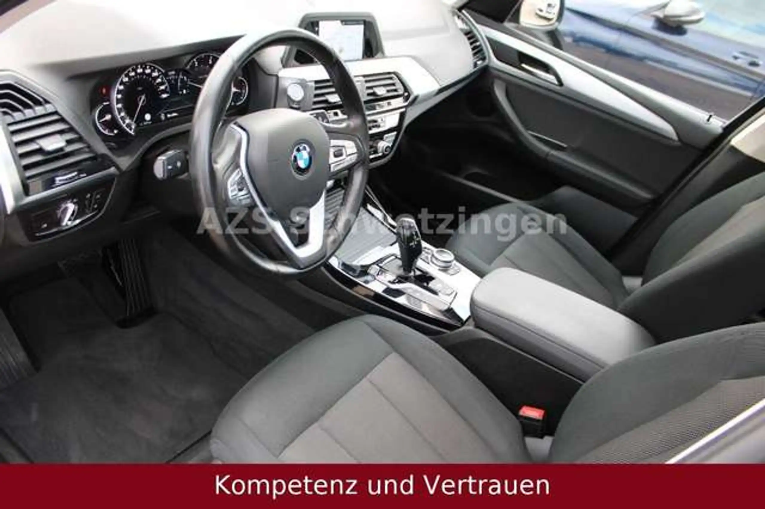 BMW - X3