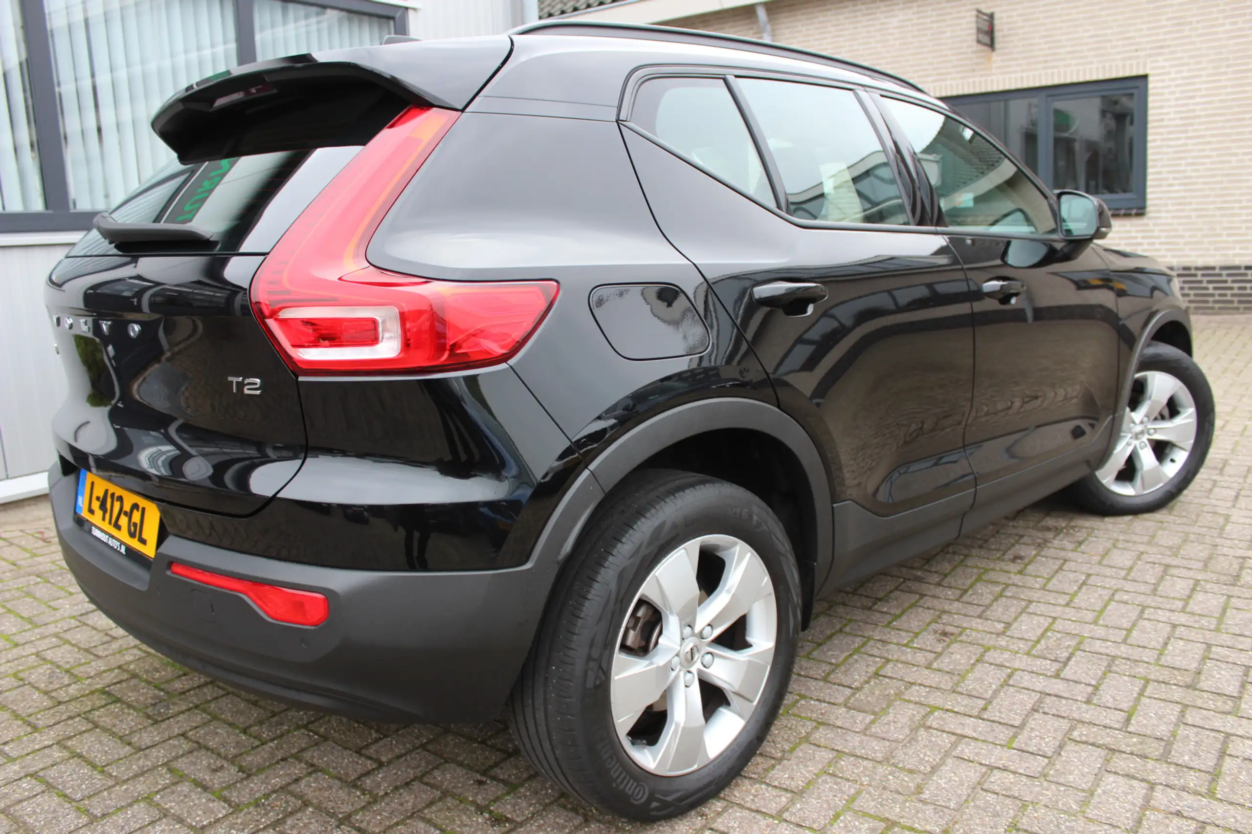 Volvo - XC40