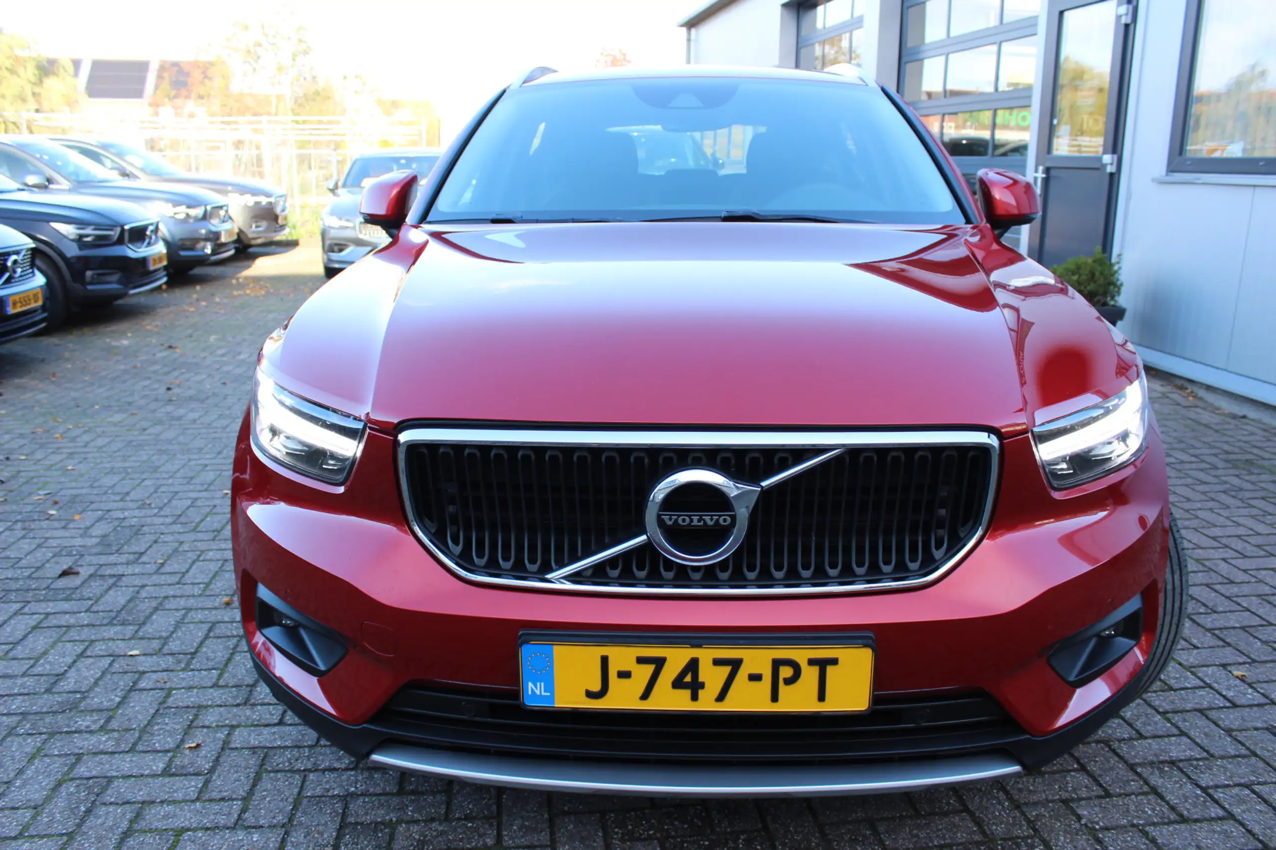 Volvo - XC40