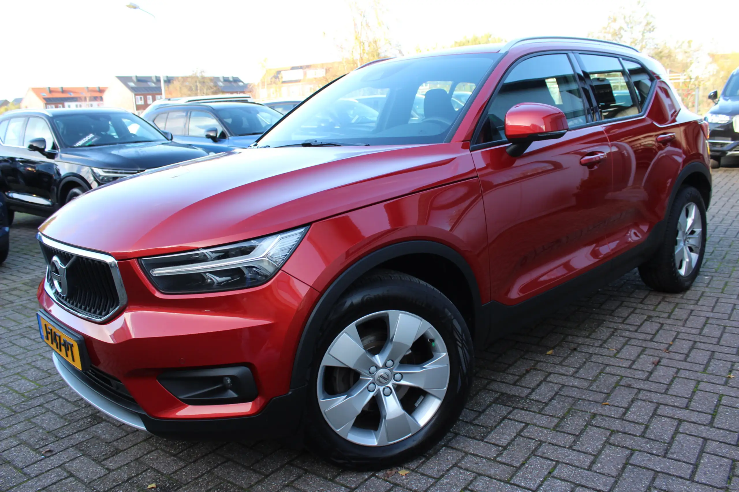 Volvo - XC40