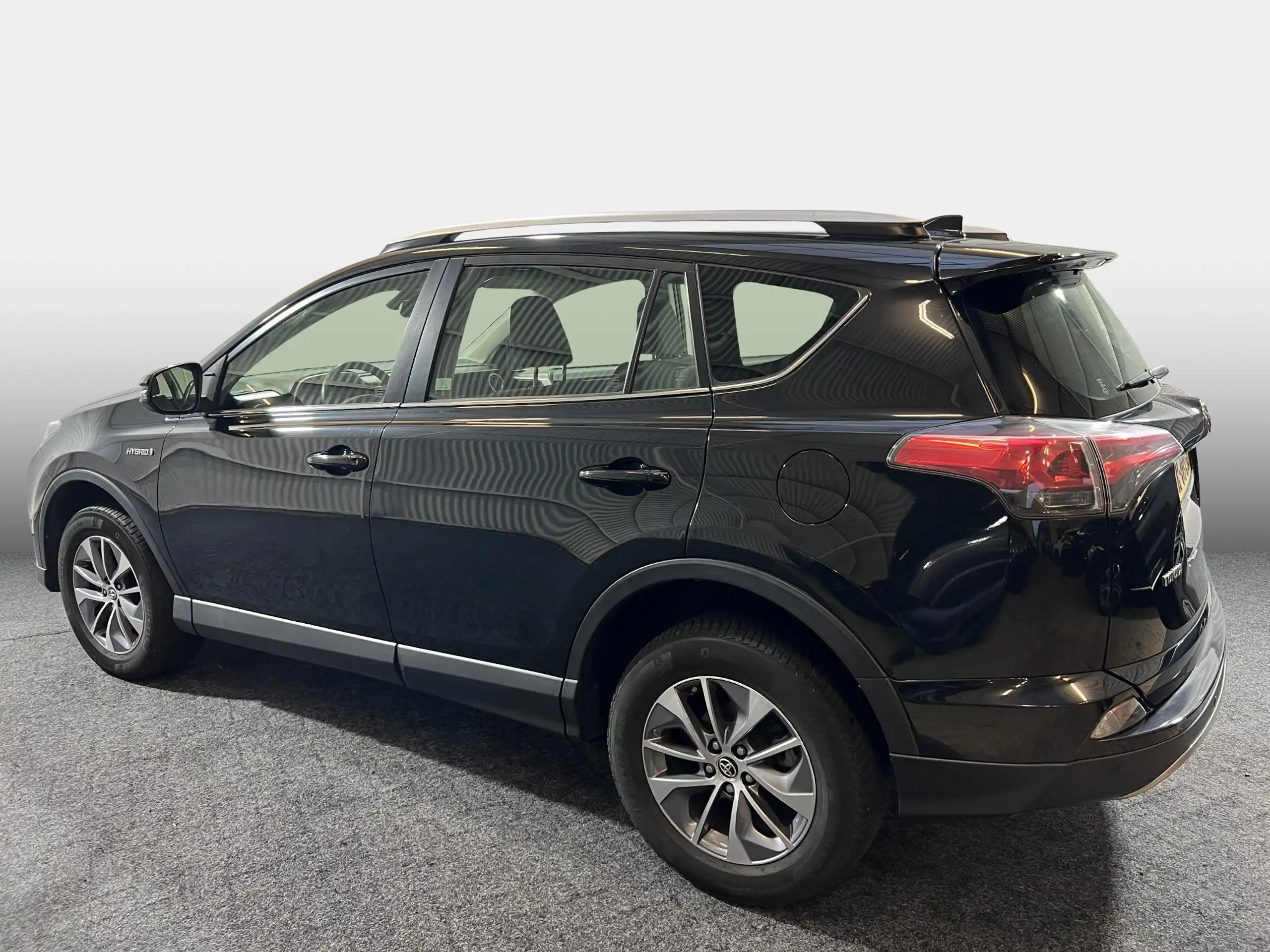 Toyota - RAV 4