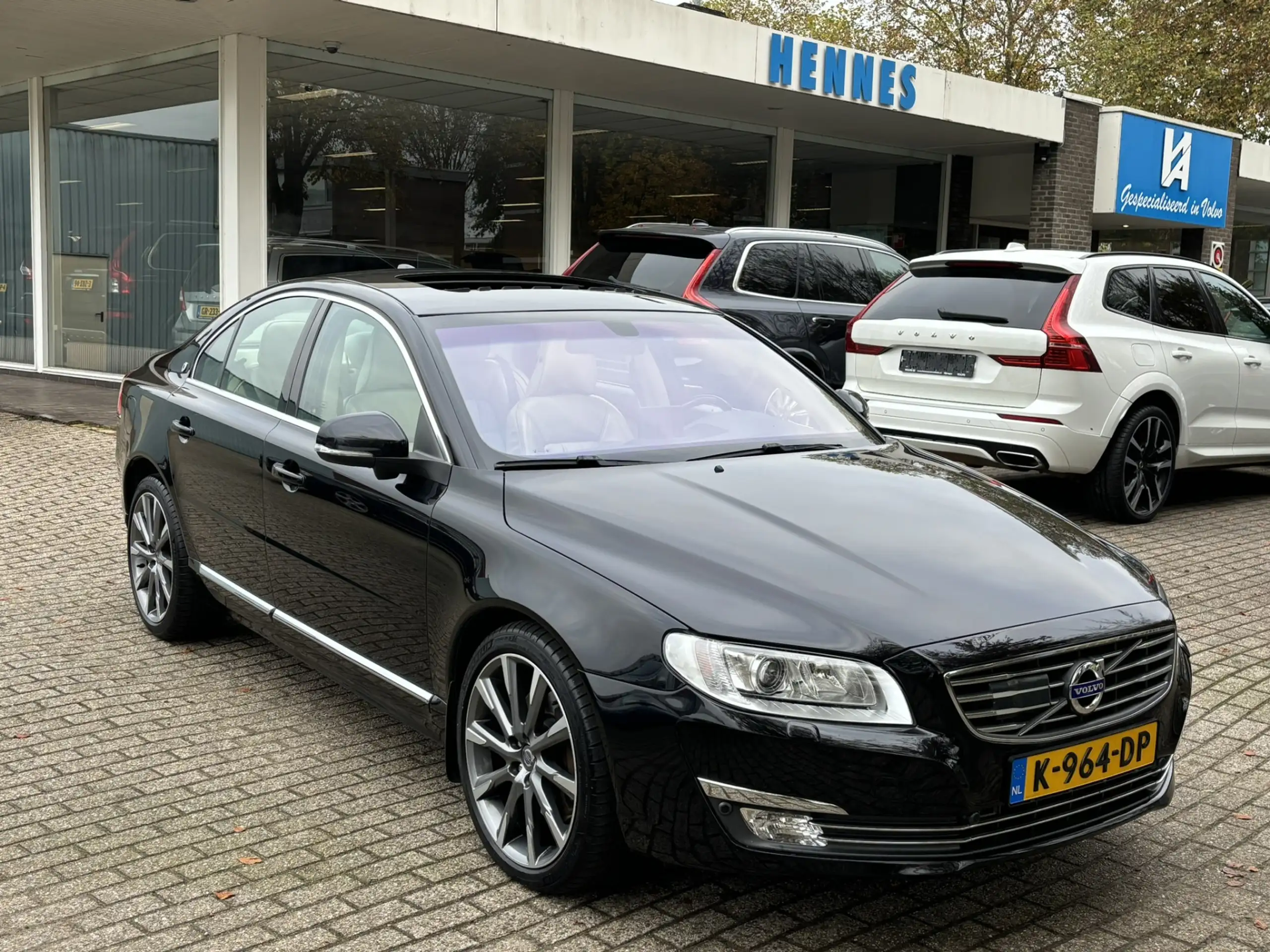 Volvo - S80