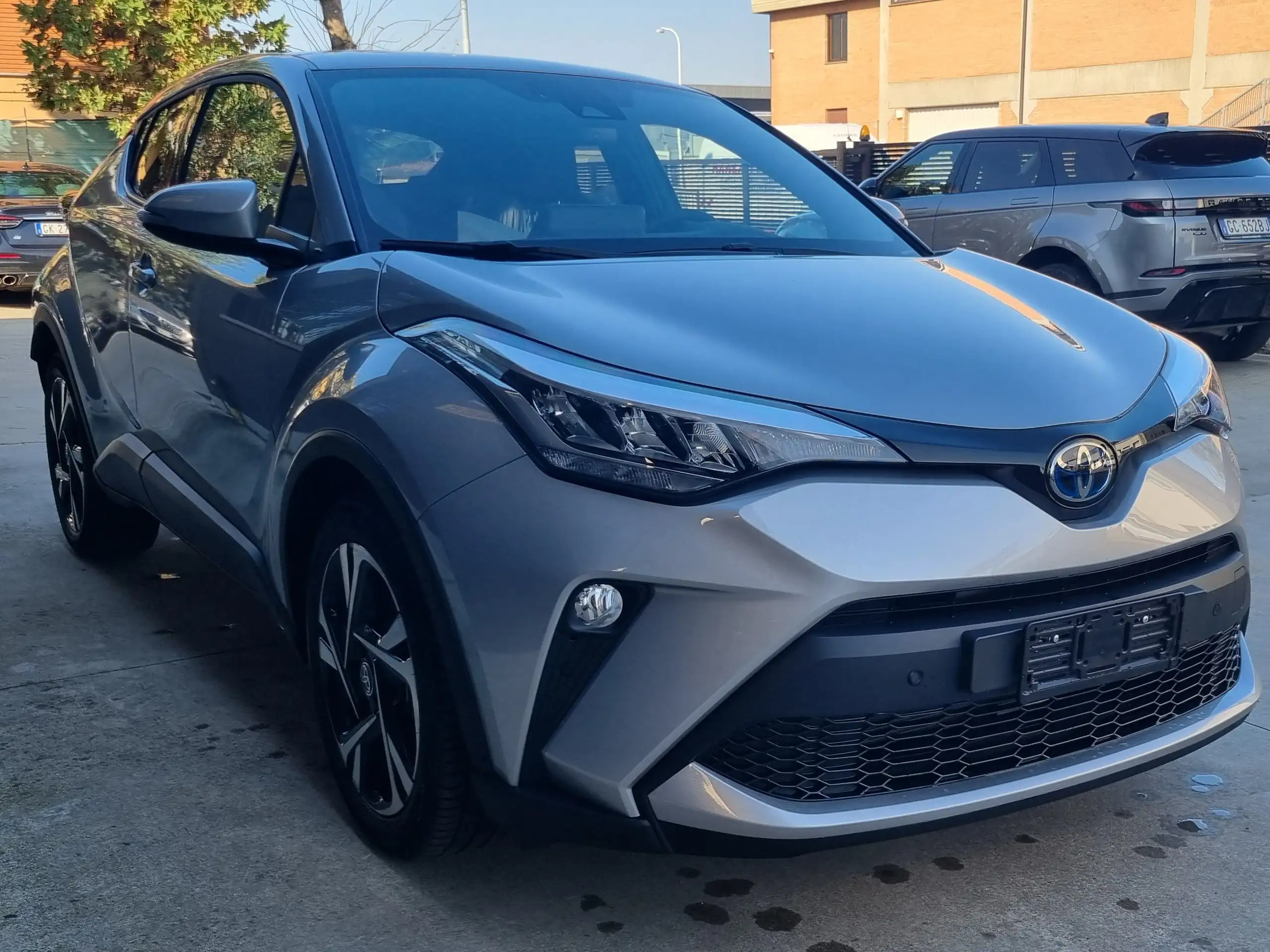 Toyota - C-HR