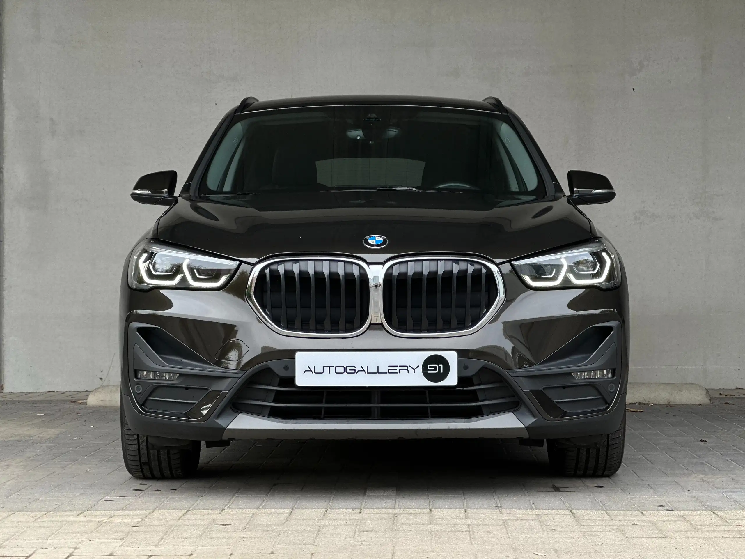 BMW - X1