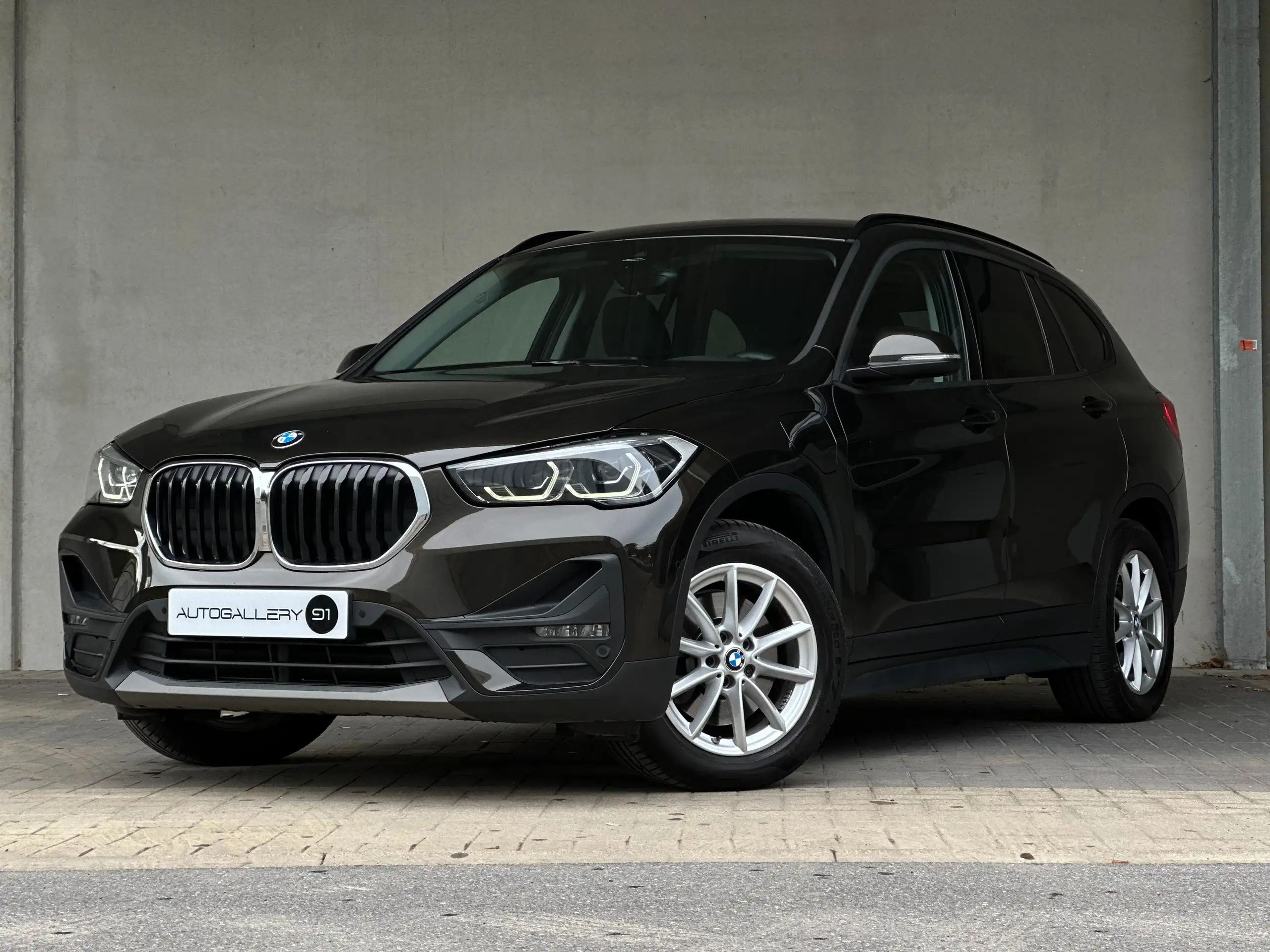 BMW - X1