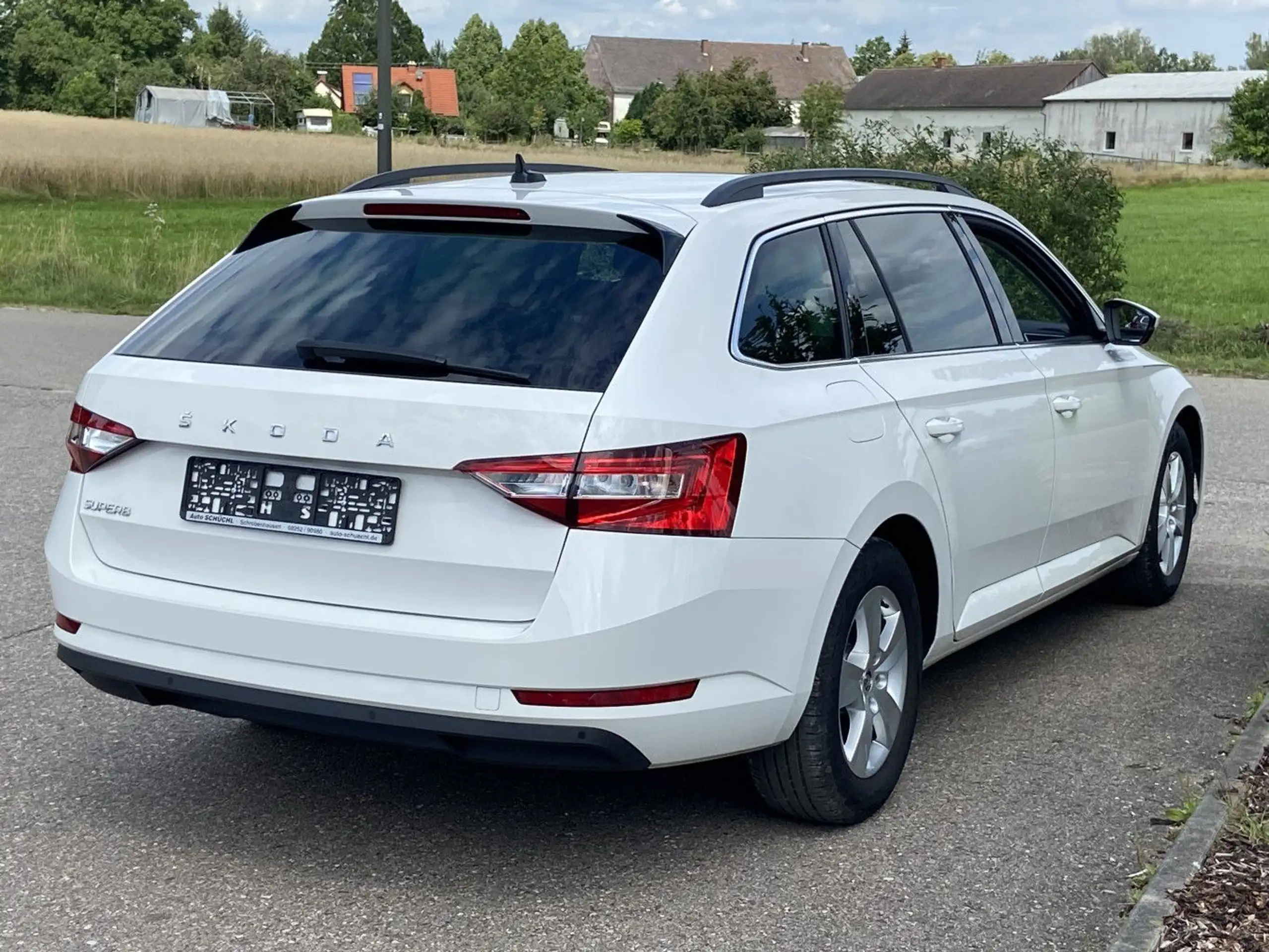 Skoda - Superb