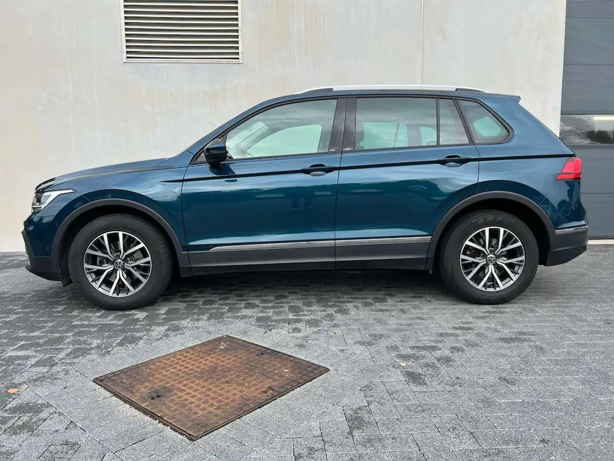 Volkswagen - Tiguan