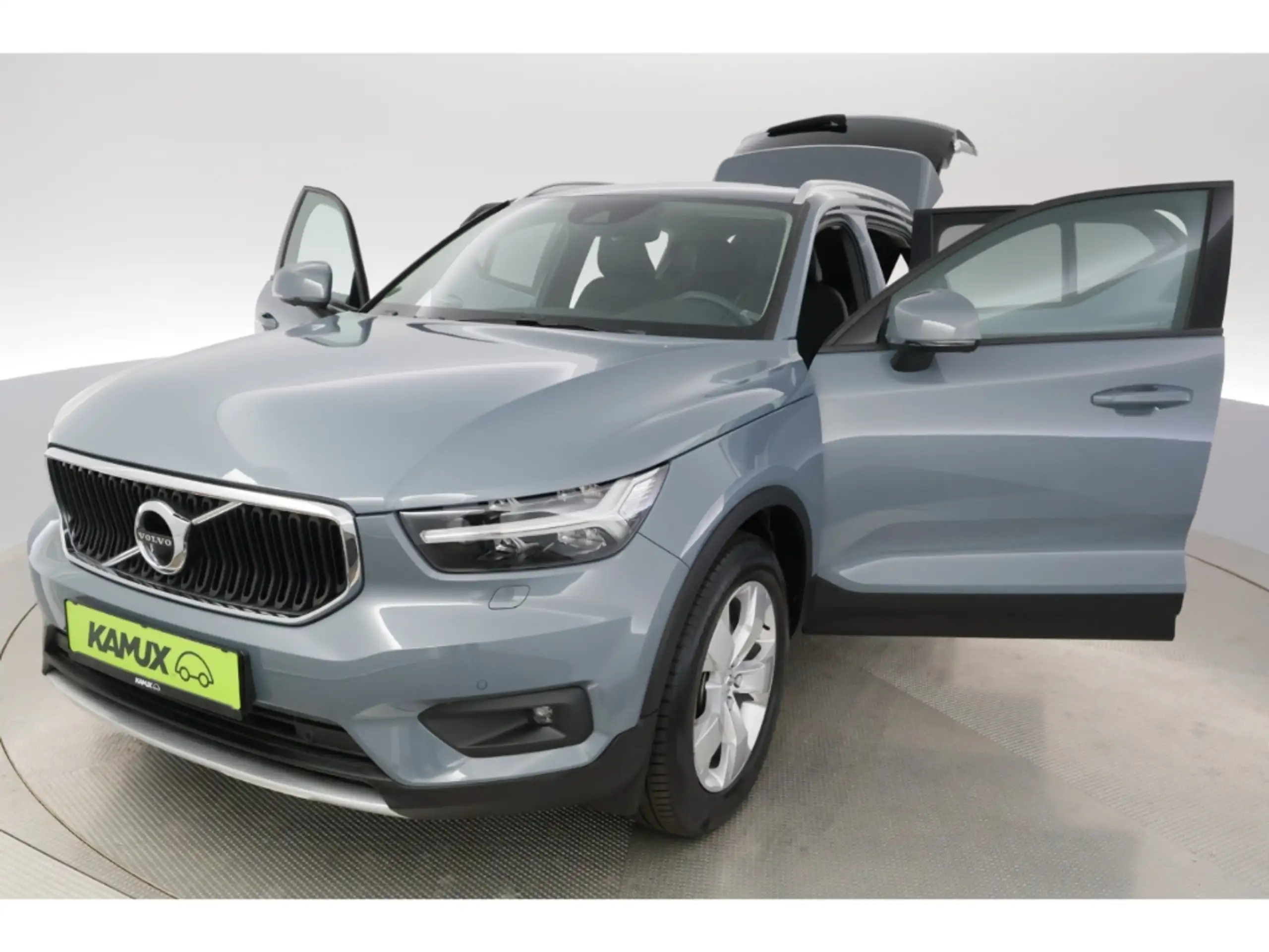 Volvo - XC40