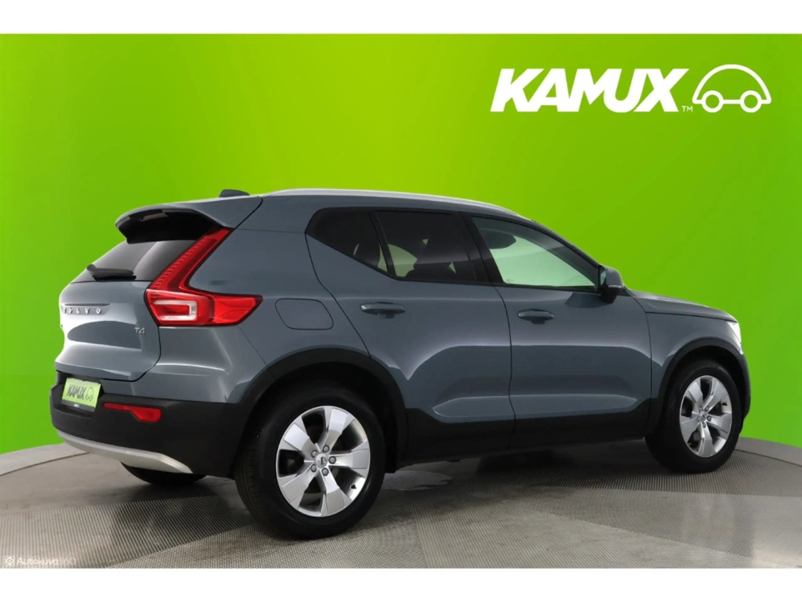 Volvo - XC40