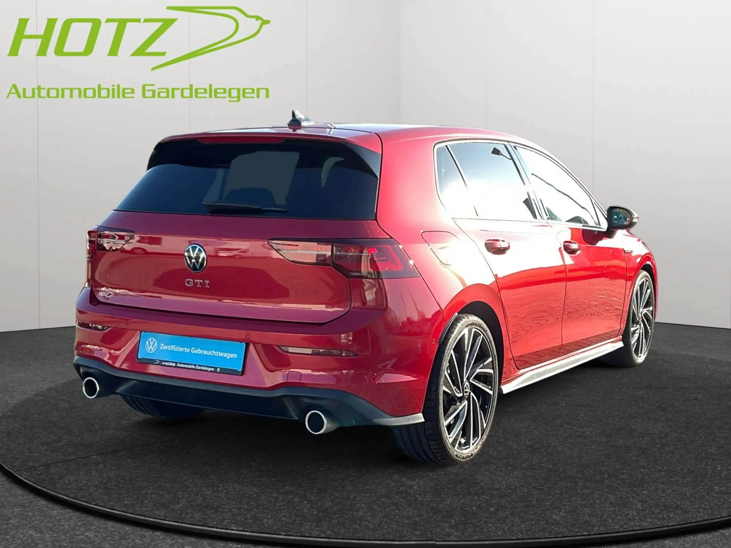 Volkswagen - Golf GTI