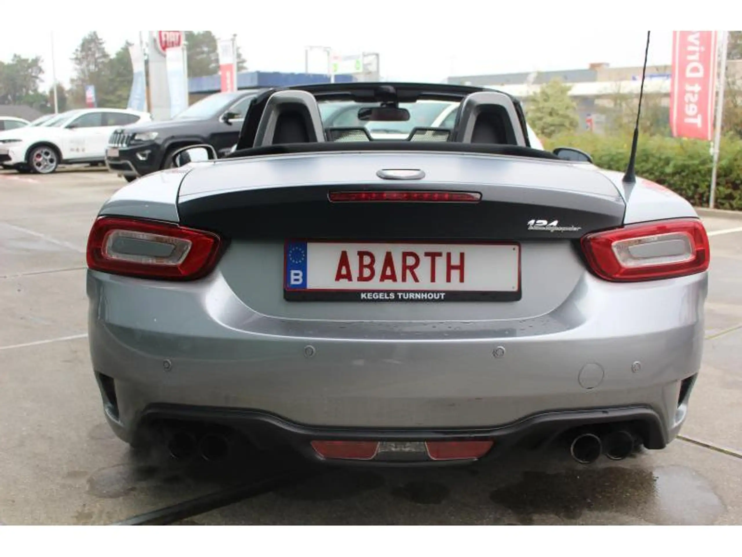 Abarth - 124 Spider