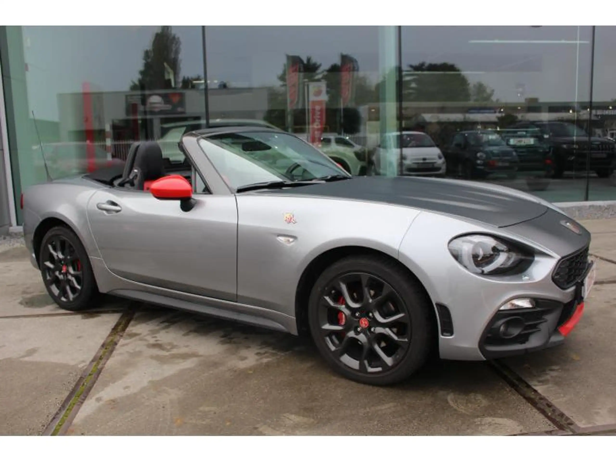 Abarth - 124 Spider